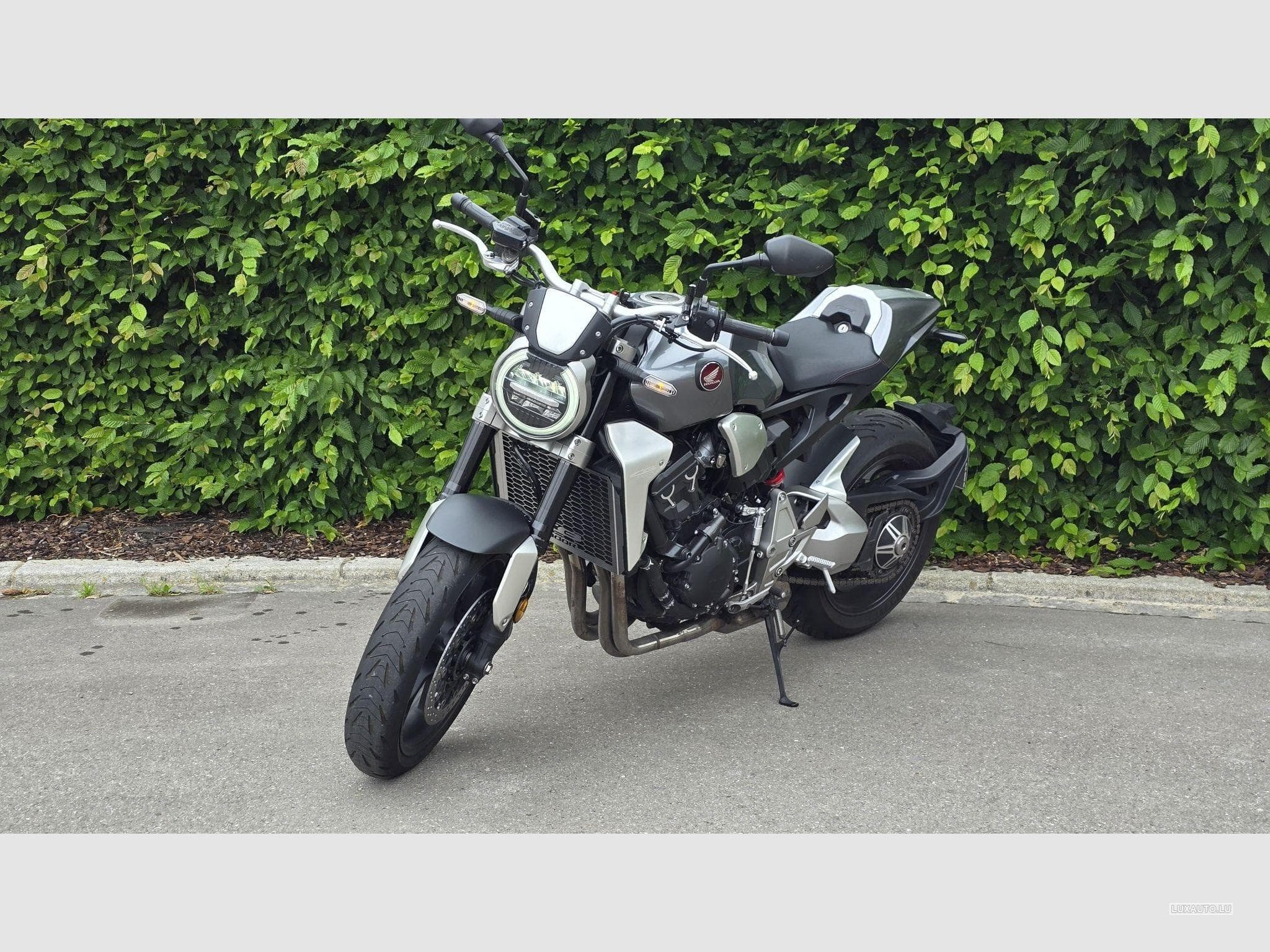 Honda CB CB1000R PLUS (2019) - Foto 2
