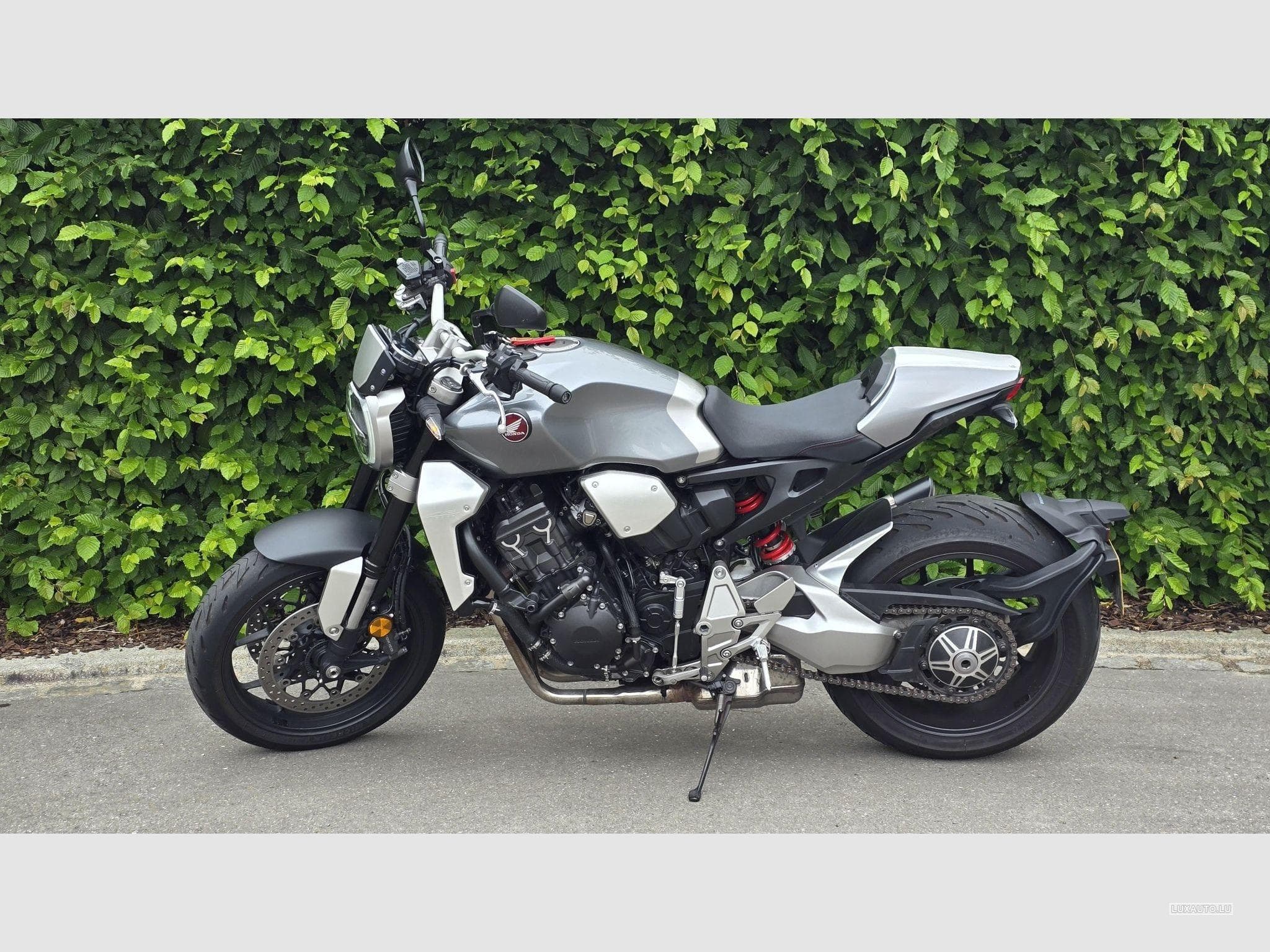 Honda CB CB1000R PLUS (2019) - Foto 6