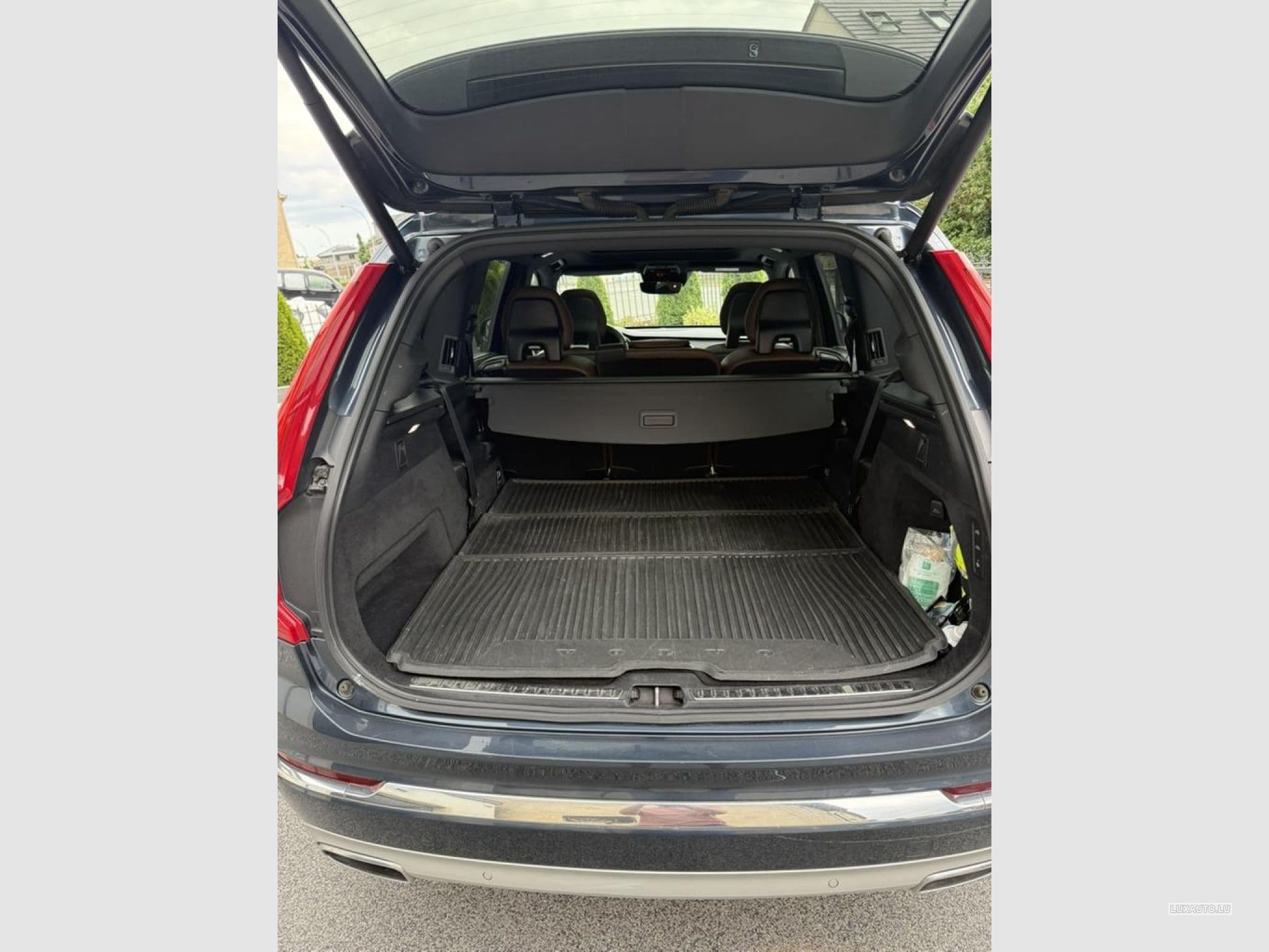 Volvo XC90 Inscription - 7 Places T8 Twin Engine (2020) - Foto 11