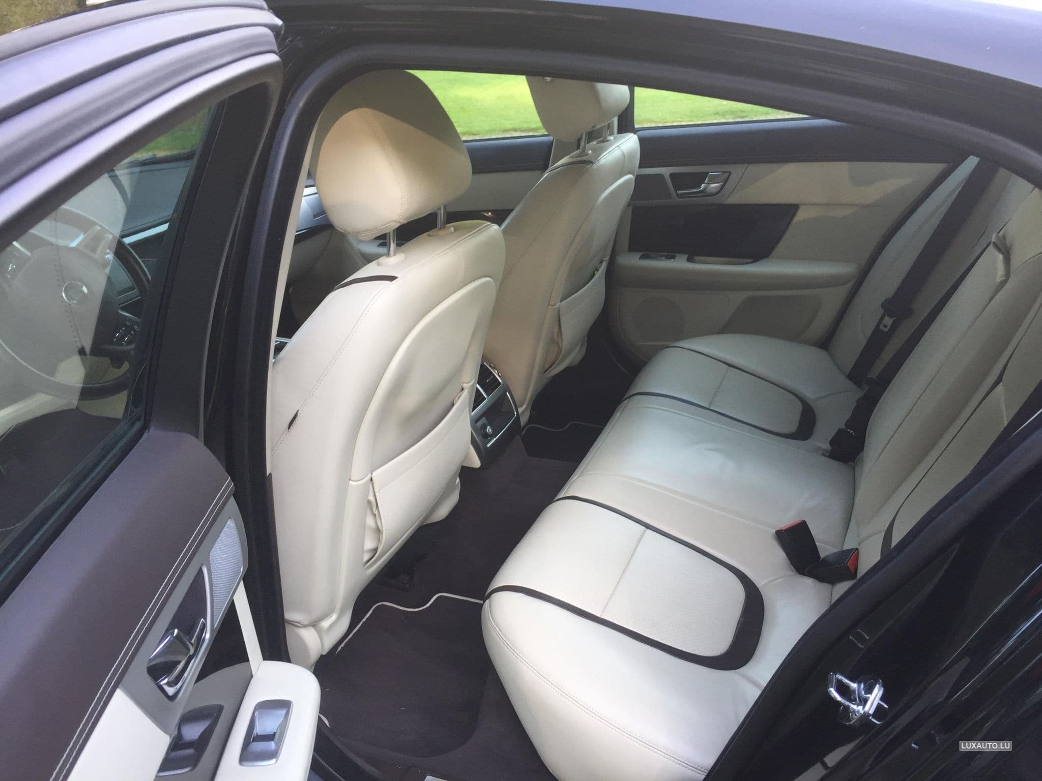 Jaguar XF (2015) - Foto 2