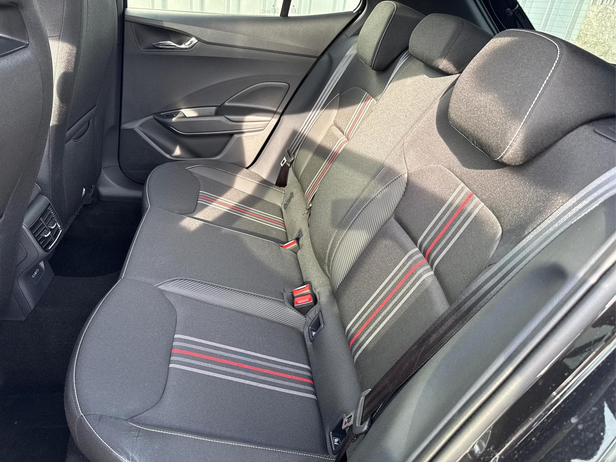 Skoda Fabia Monte Carlo 1.0 (2026) - Photo 11