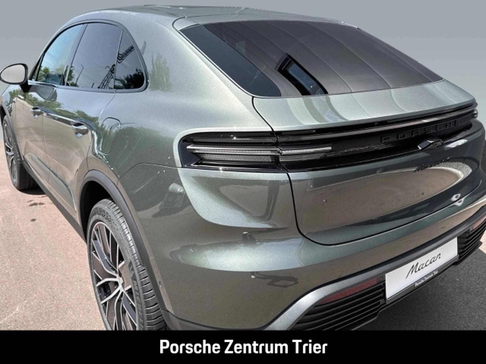 Porsche Macan LED-Matrix Surround-View InnoDrive (2025) - Foto 12