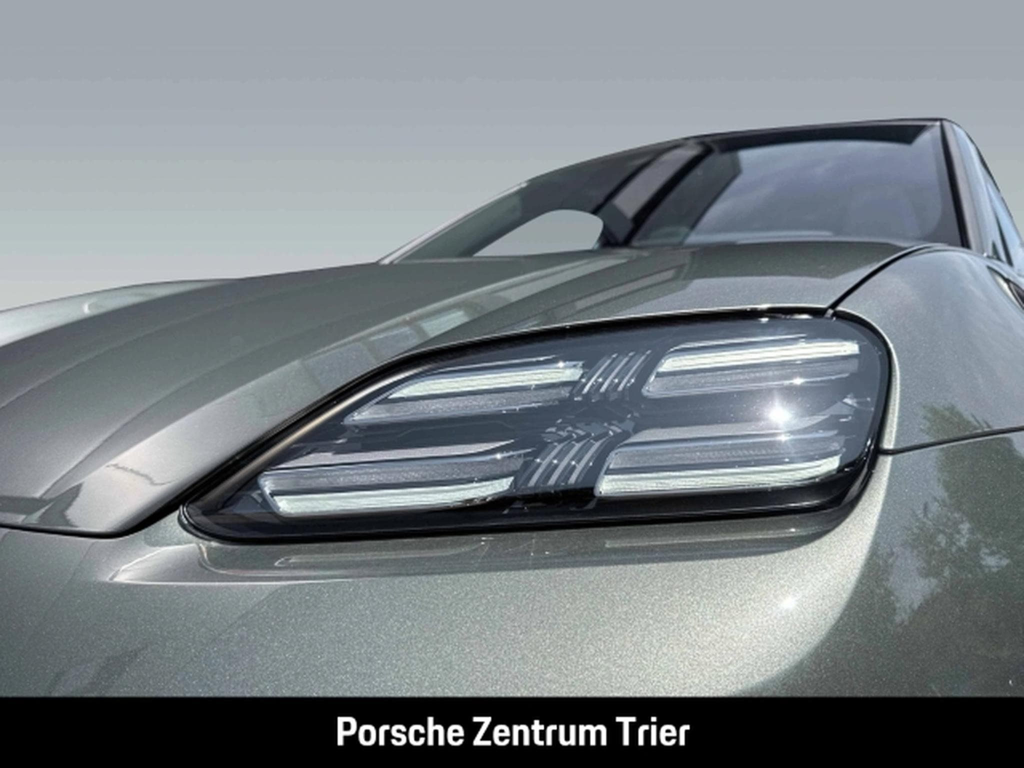 Porsche Macan LED-Matrix Surround-View InnoDrive (2025) - Foto 13