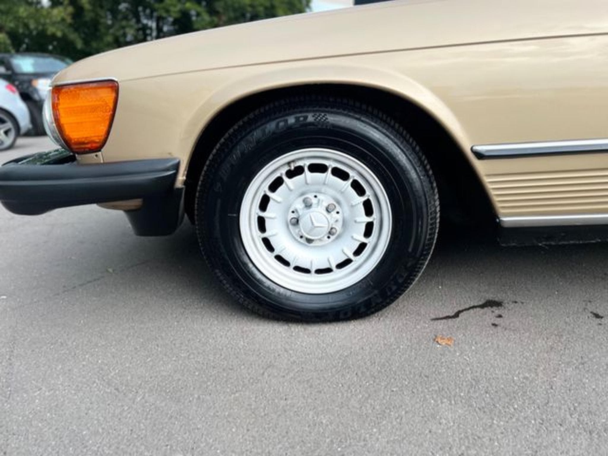 Mercedes SL SL 380*ORIGINAL-ZUSTAND*KLIMA*HARD-TOP*LEDER* (1981) - Foto 10