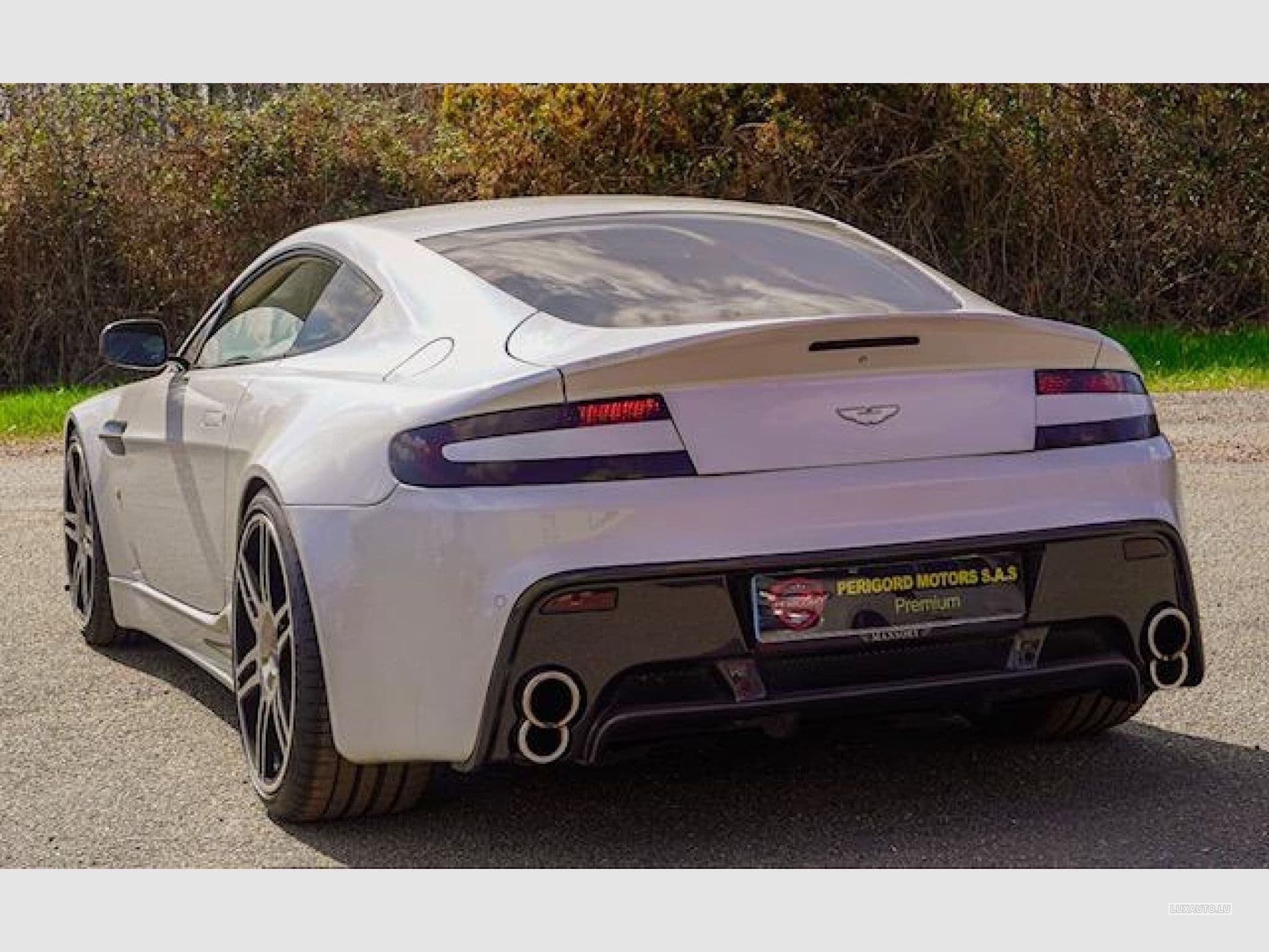 Aston-Martin V8 Vantage MANSORY (2008) - Foto 8