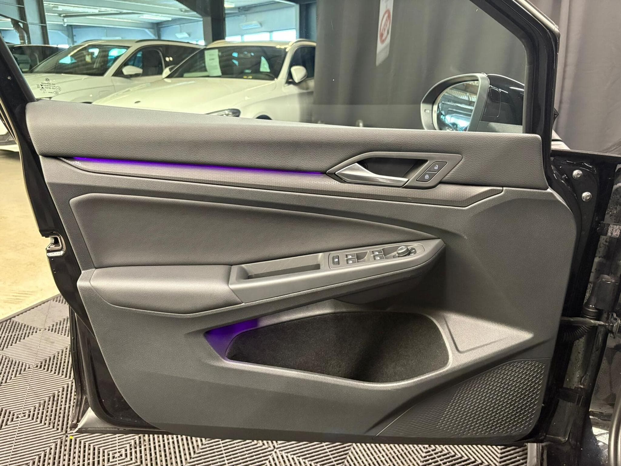 VW Golf 2.0 GTI CLUBSPORT DSG CUIR NAVI/SIEGES ELEC/CAMERA (2022) - Foto 15