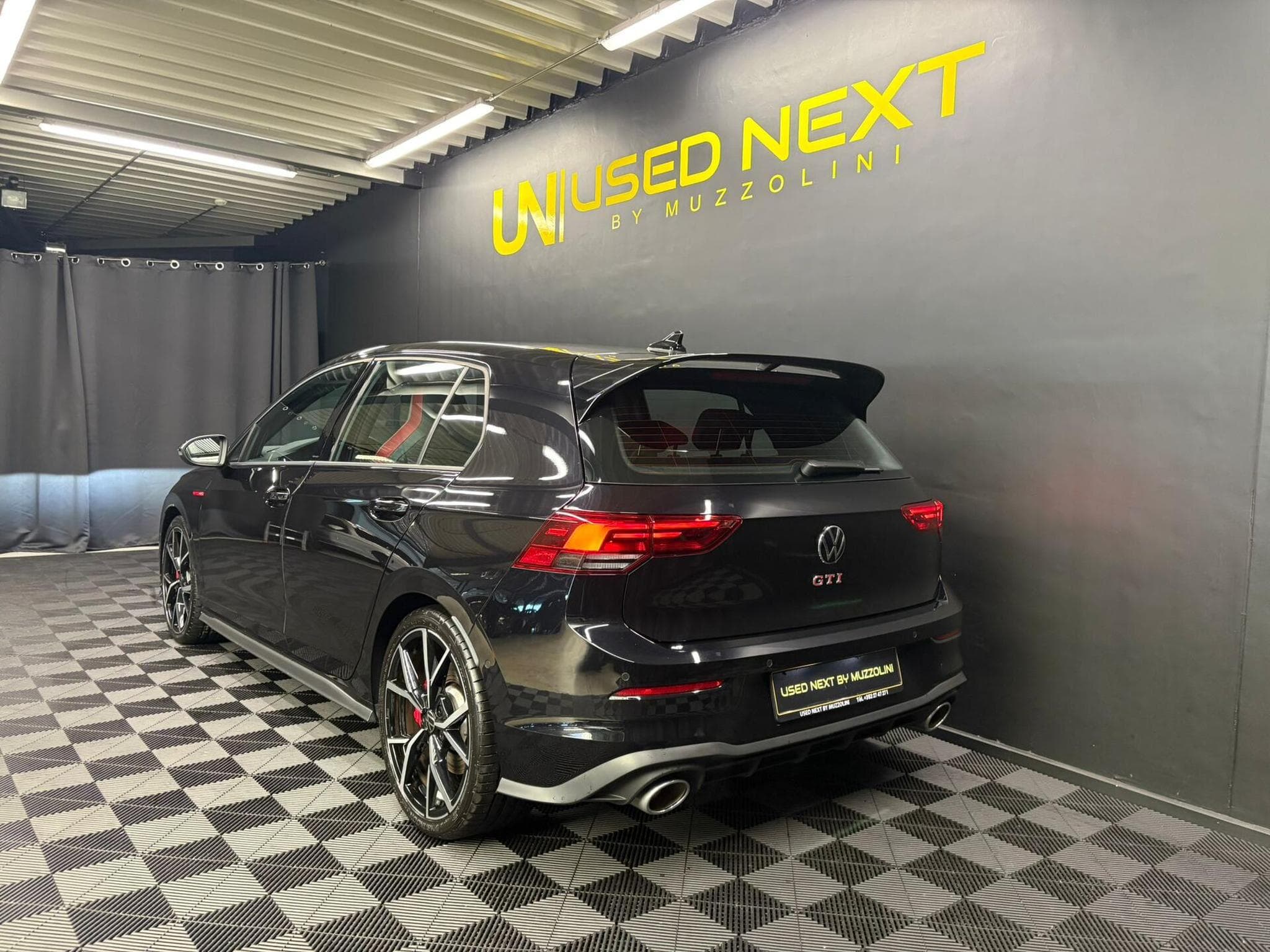VW Golf 2.0 GTI CLUBSPORT DSG CUIR NAVI/SIEGES ELEC/CAMERA (2022) - Foto 4