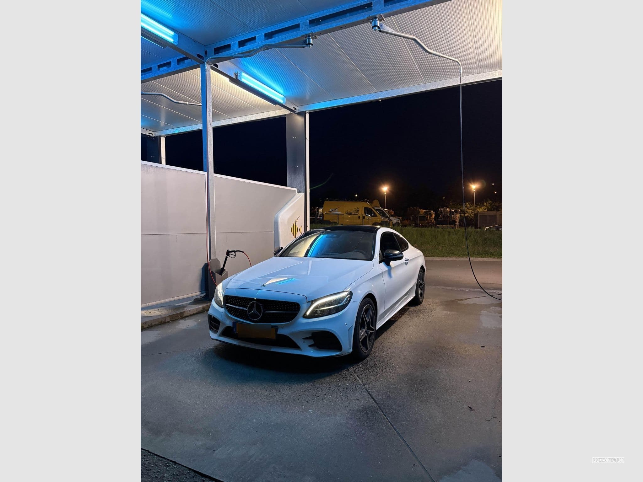 Mercedes C 200 AMG line (2024) - Photo 1