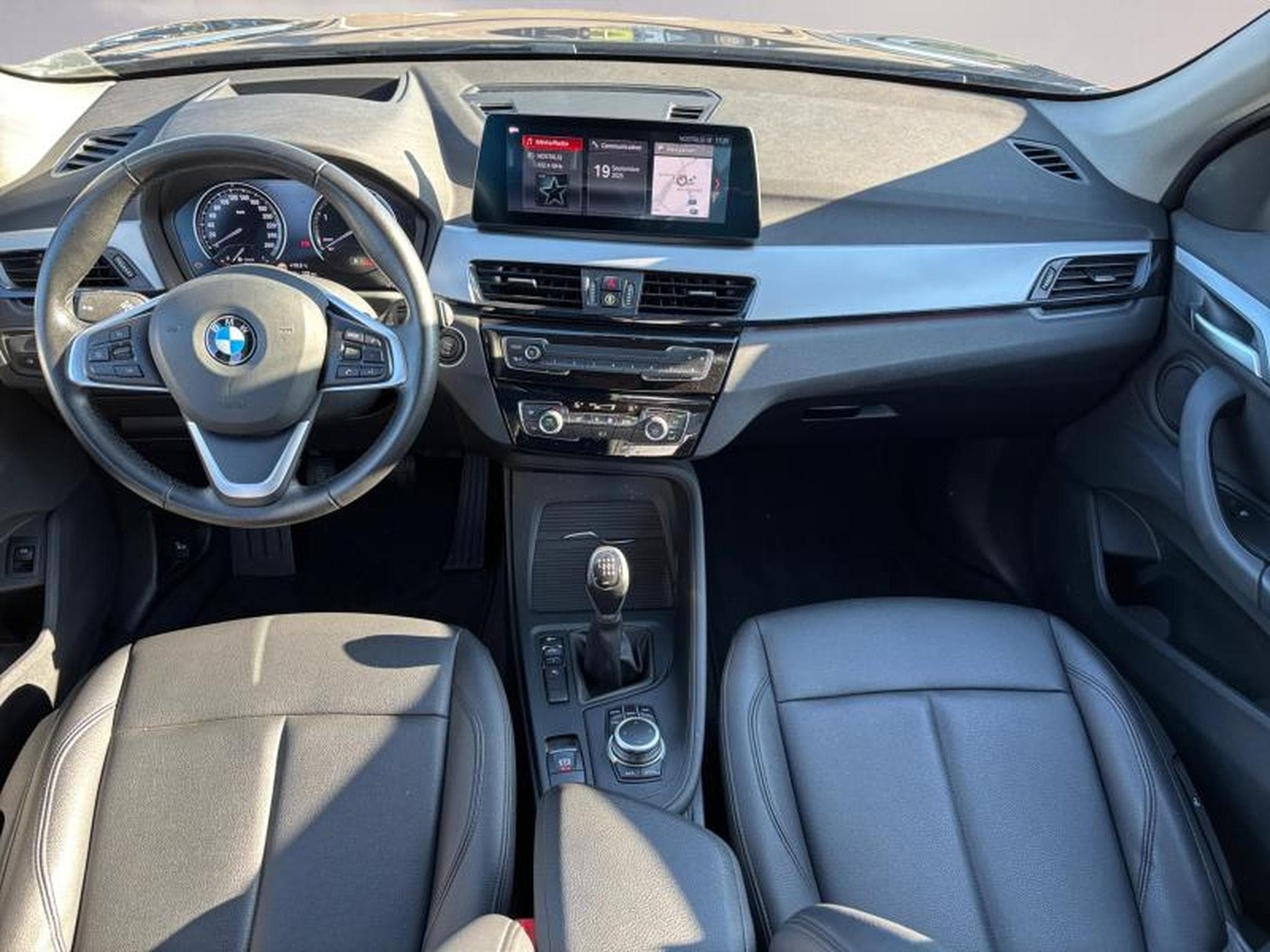 BMW X1 X1 sDrive16d (2021) - Photo 6