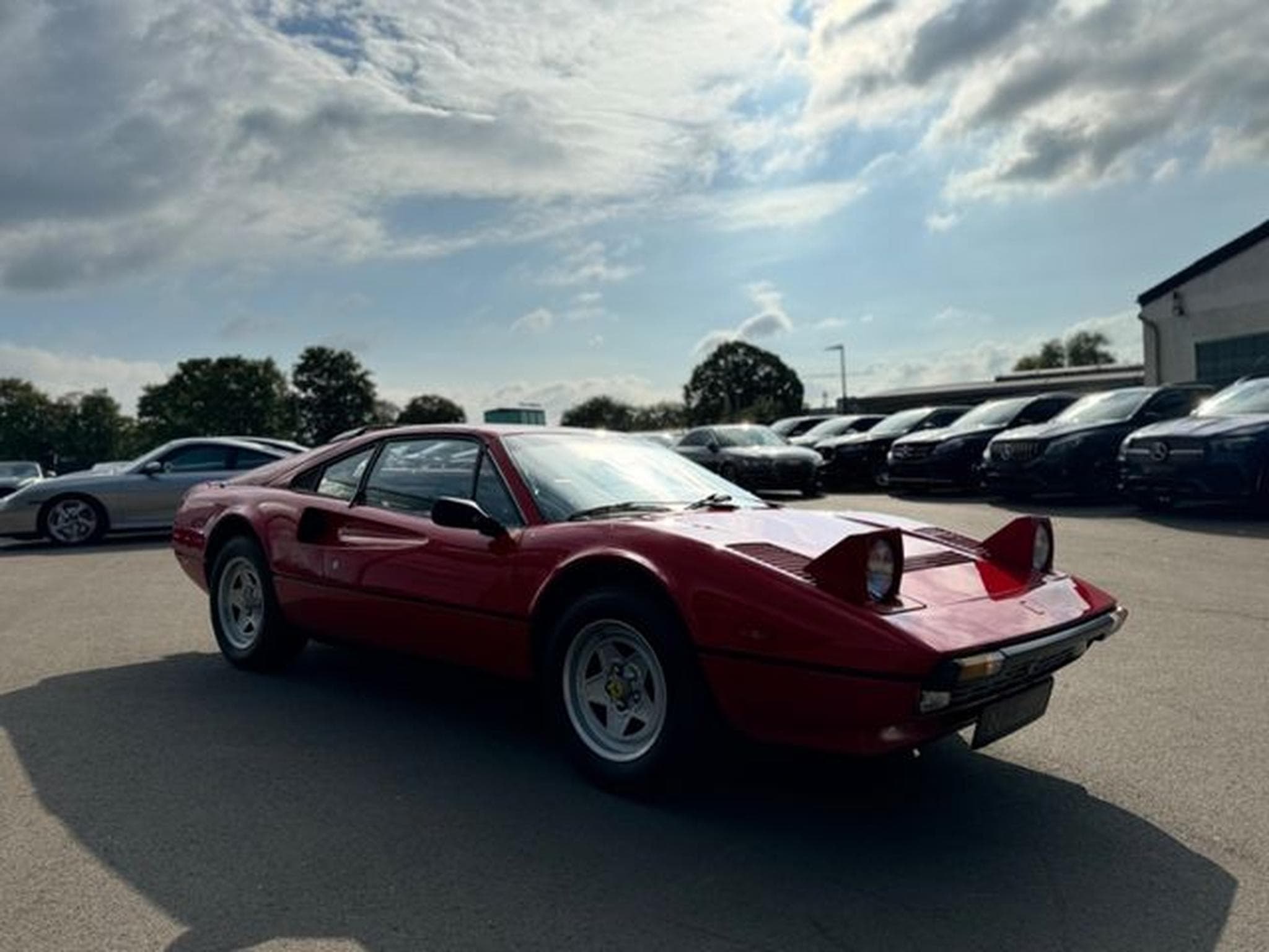Ferrari 308 308 GTB QUATTROVALVOLE*1/ 748*PERFEKTE HISTORIE* (1984) - Foto 5