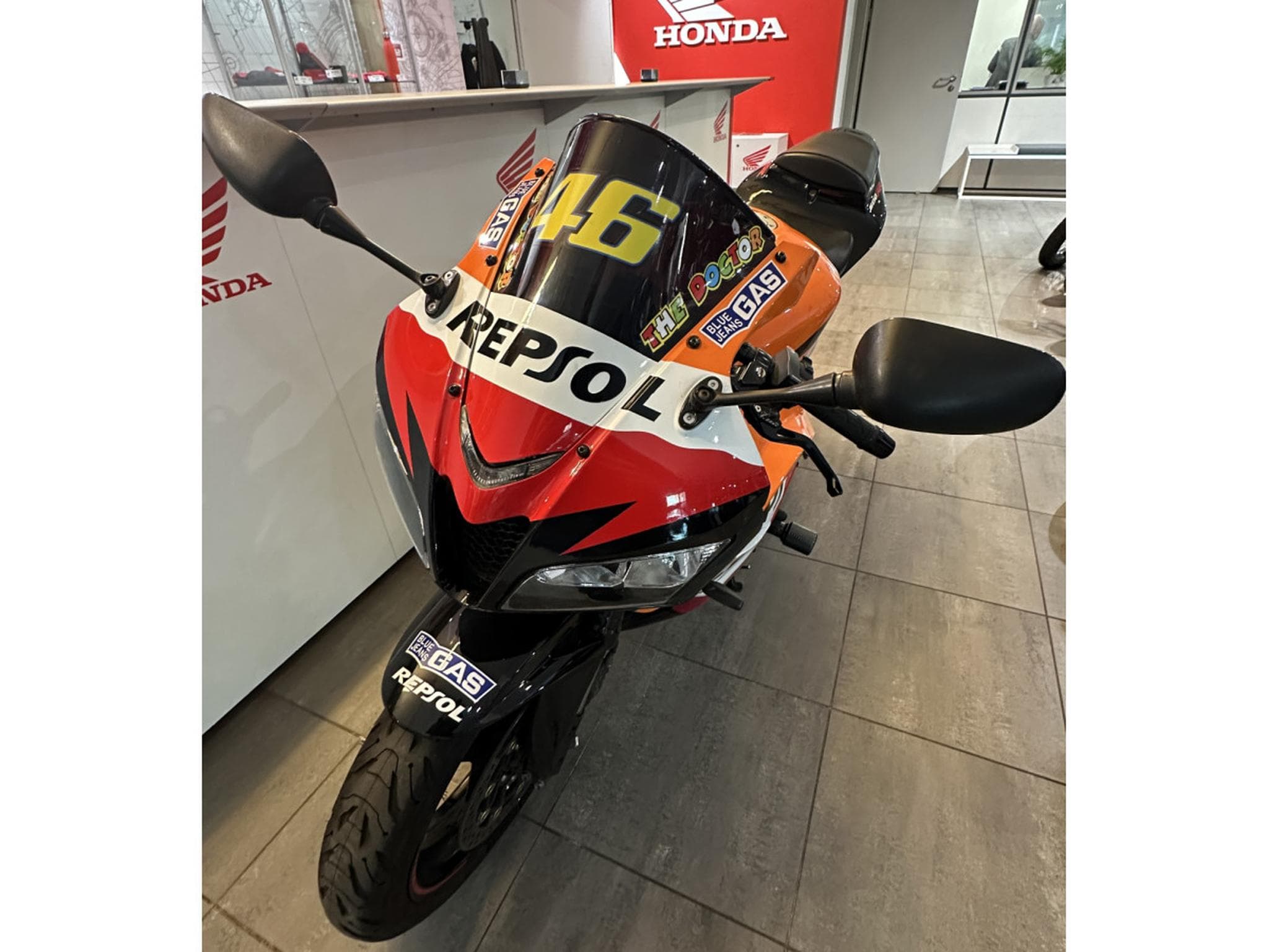 Honda CBR 600 COULEUR RESPSOL (2007) - Photo 2