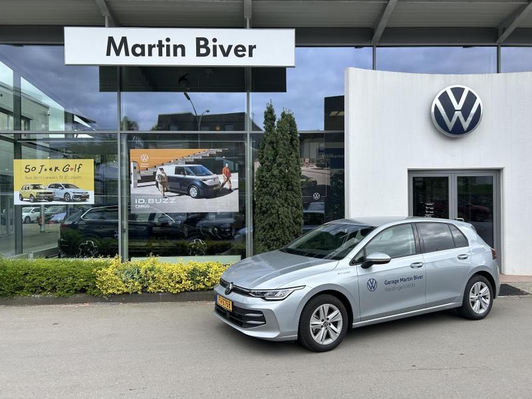 VW Golf Life (2025) - Photo 1