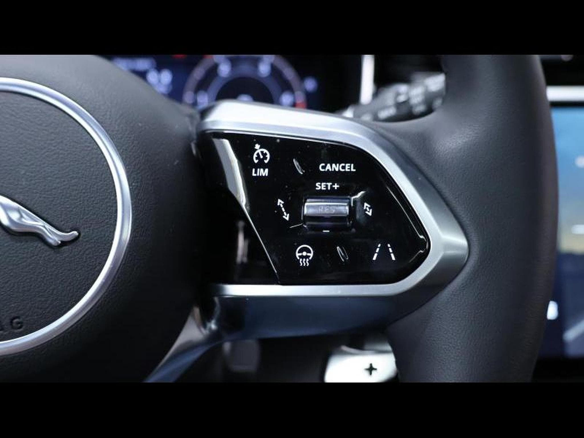 Jaguar F-Pace R-Dynamic S AWD Auto. 24MY (2025) - Photo 23