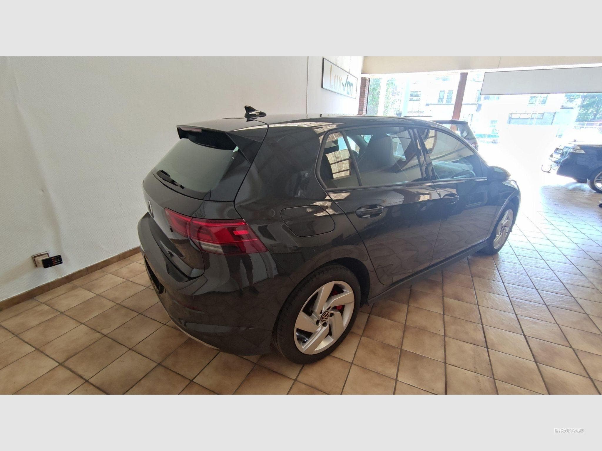 VW Golf GTE (2021) - Photo 3