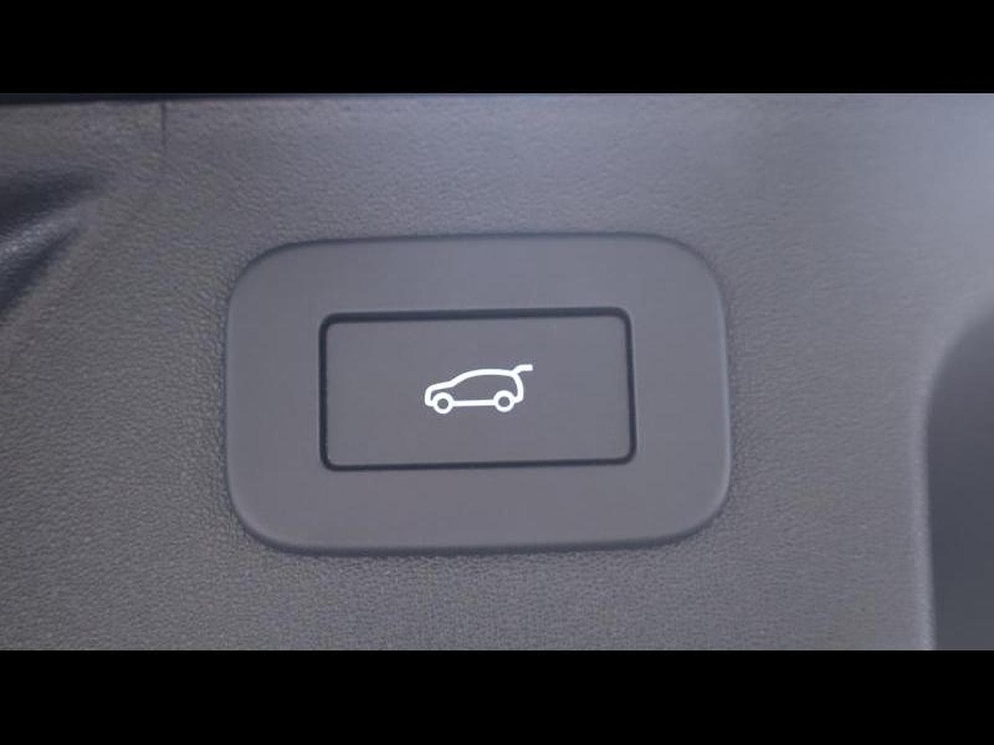 Land-Rover Discovery Sport D200 R-Dynamic S (2025) - Foto 31