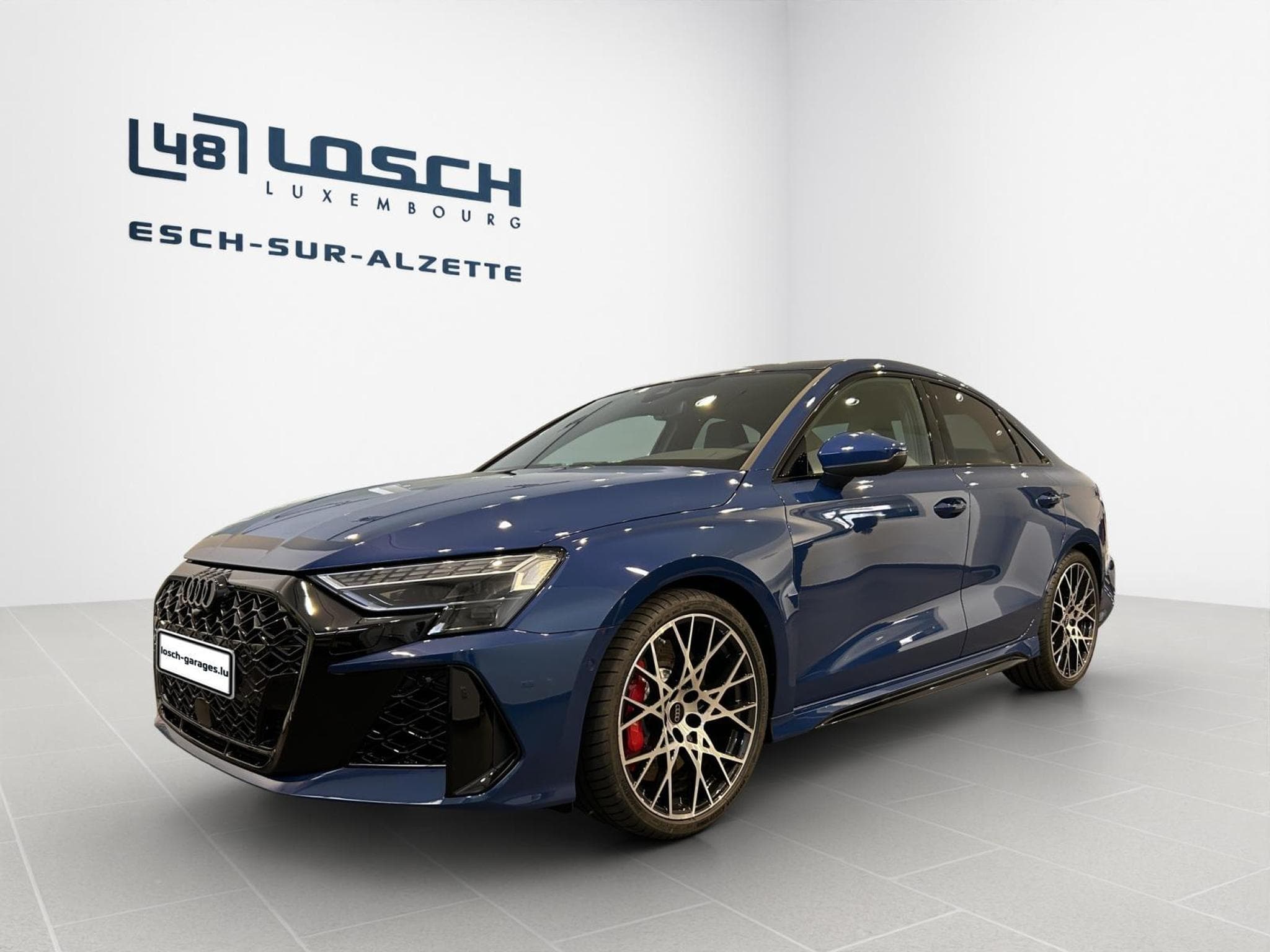 Audi RS3 TFSI Limousine quattro S troni (2025) - Foto 1