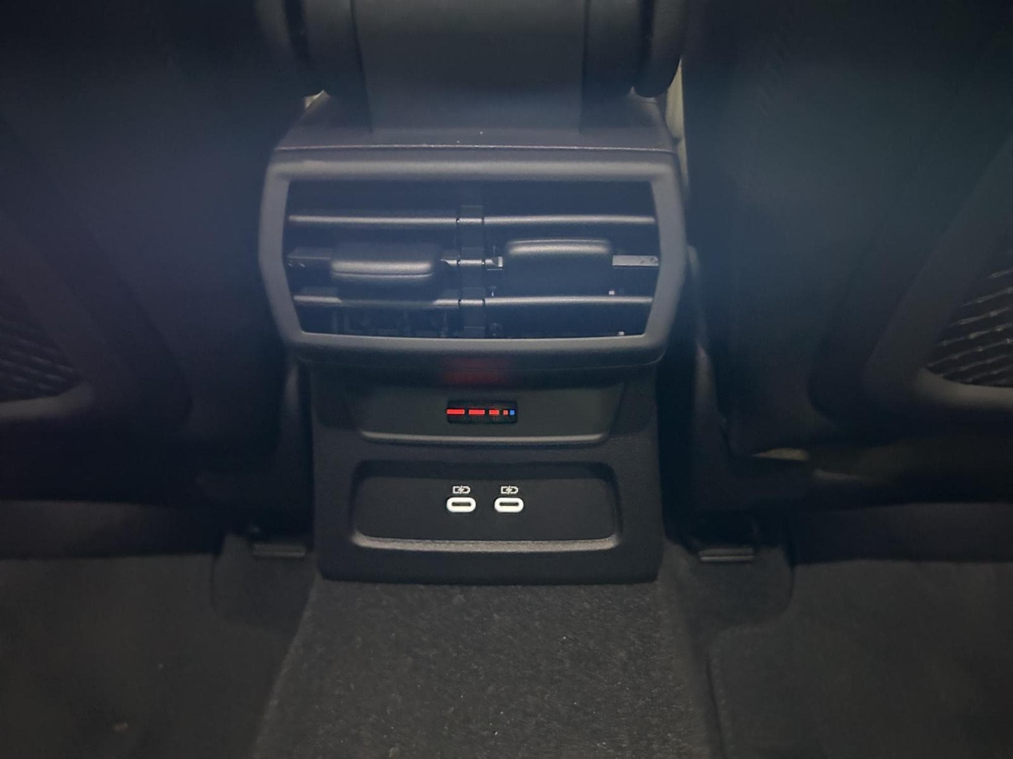 Audi RS3 TFSI Limousine quattro S troni (2025) - Foto 15