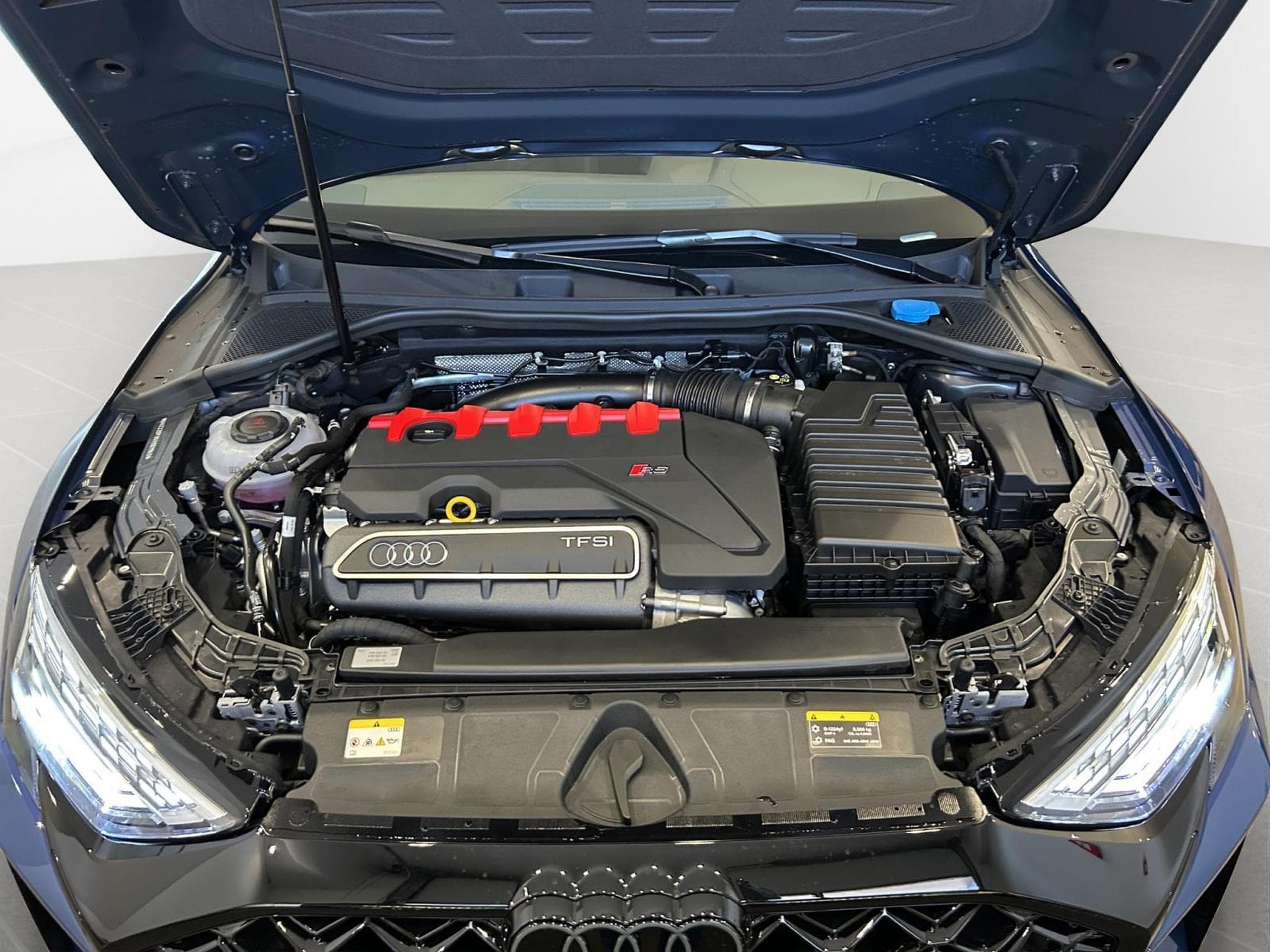 Audi RS3 TFSI Limousine quattro S troni (2025) - Foto 20