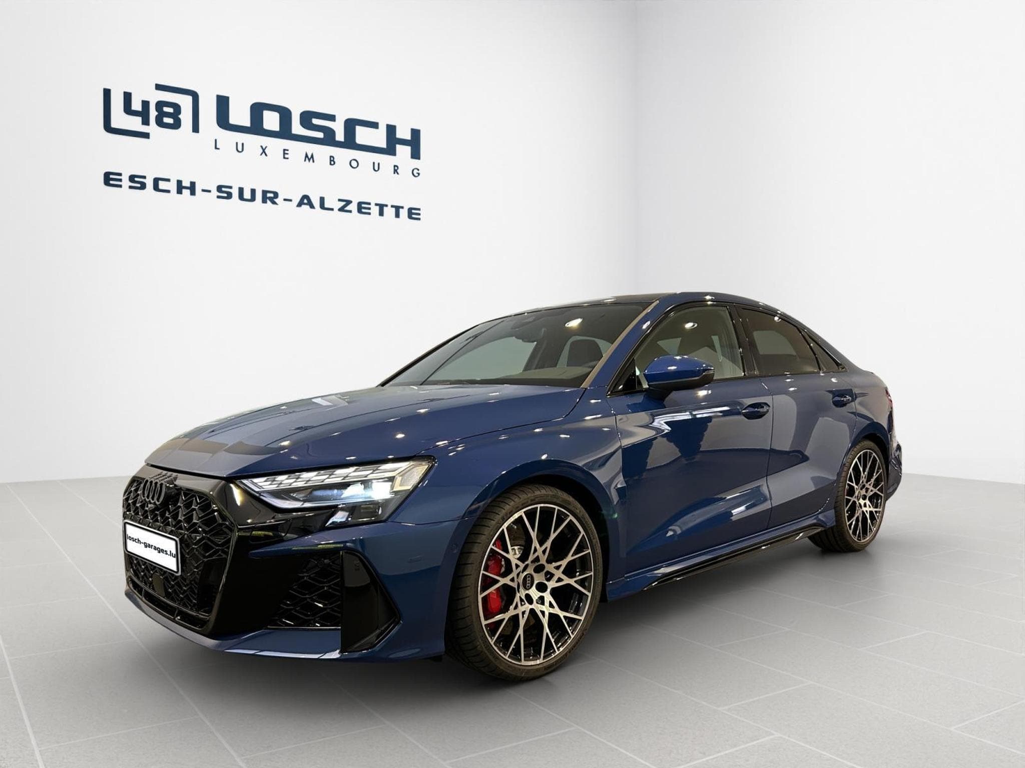 Audi RS3 TFSI Limousine quattro S troni (2025) - Foto 3