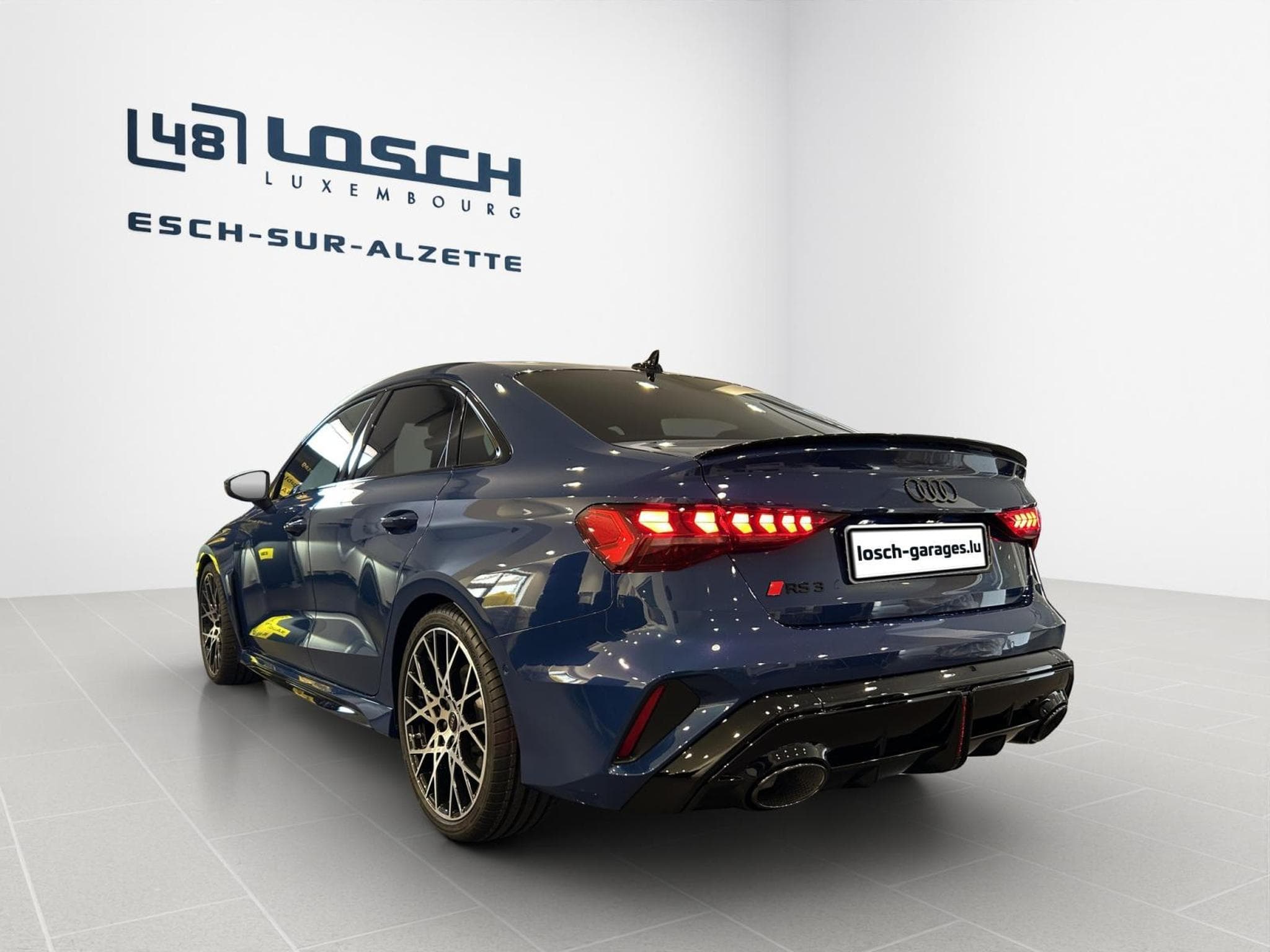 Audi RS3 TFSI Limousine quattro S troni (2025) - Foto 6