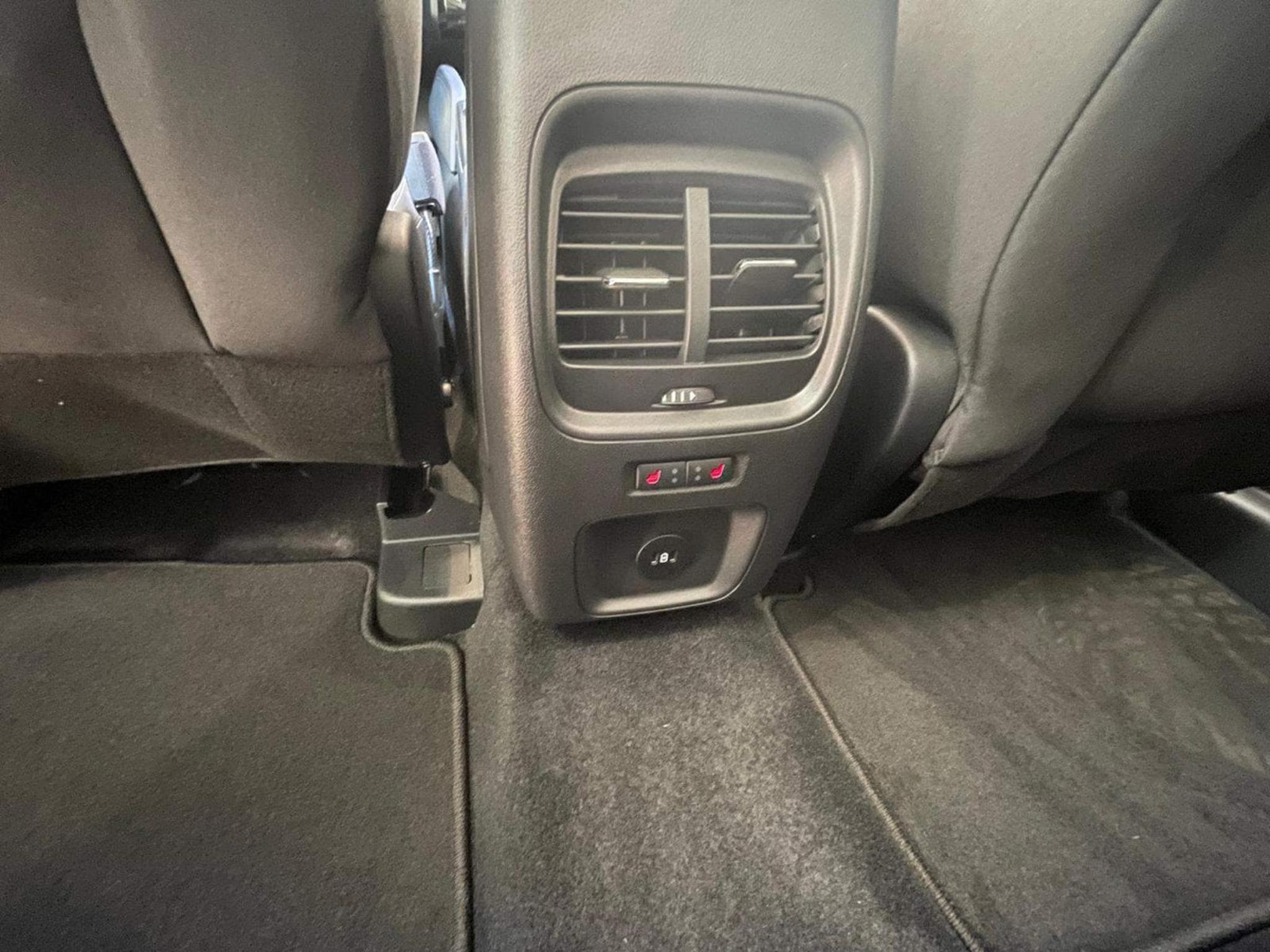 Ford Kuga Titanium 2.5 FHEV 180cv (2025) - Foto 13