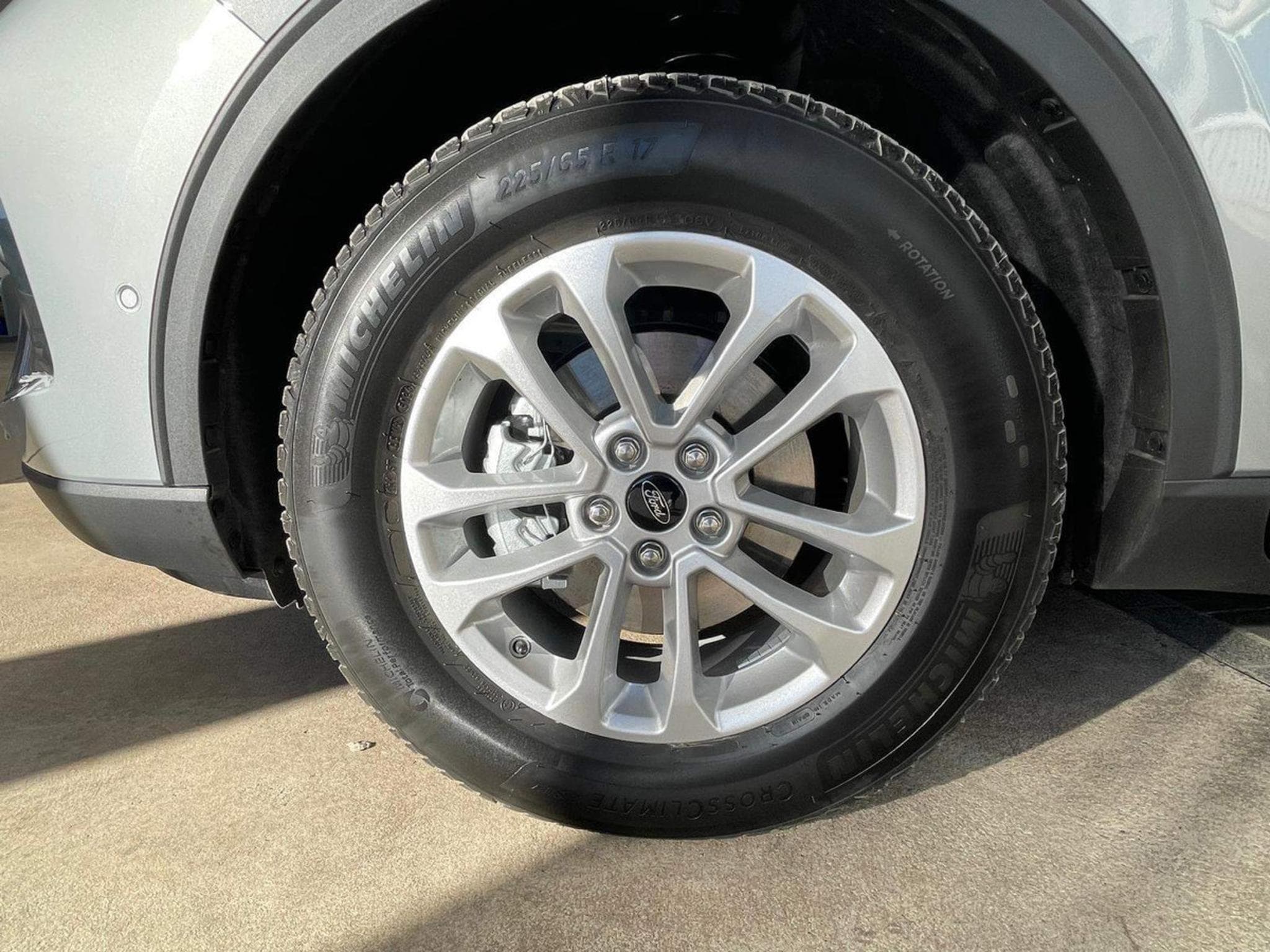 Ford Kuga Titanium 2.5 FHEV 180cv (2025) - Foto 16