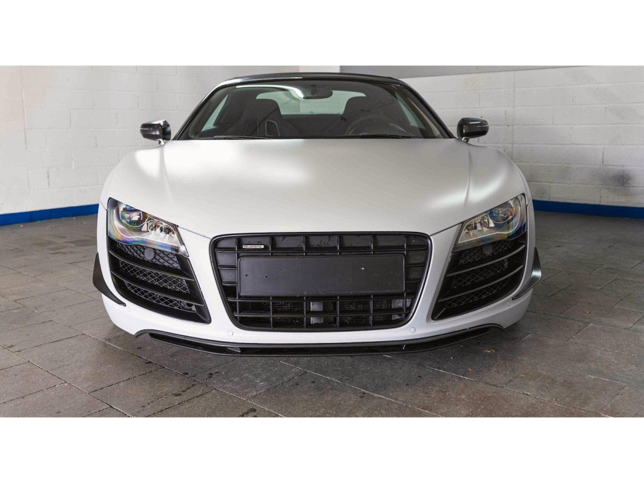 Audi R8 GT Spyder 5.2 FSI quattro 182/333 (2012) - Photo 2