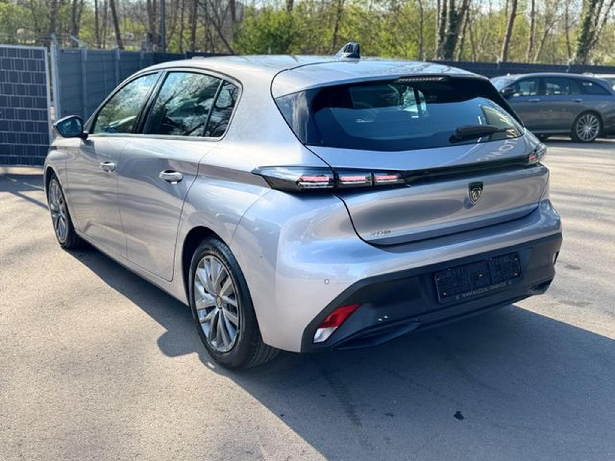 Peugeot 308 308*NAVI*APPLE CAR*SHZ*KLIMA*26.TKM*EURO 6* (2022) - Foto 8