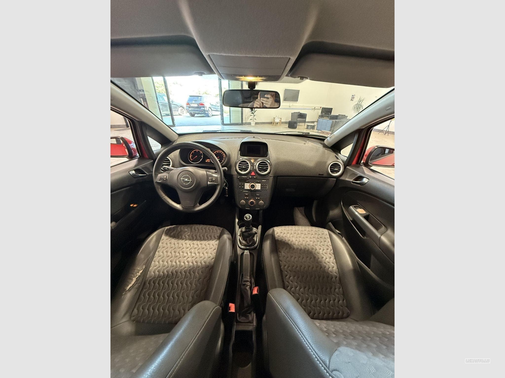 Opel Corsa Sport (2012) - Photo 3