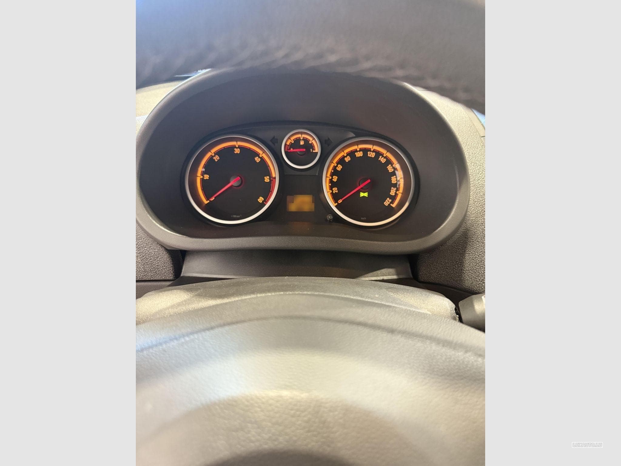 Opel Corsa Sport (2012) - Photo 6