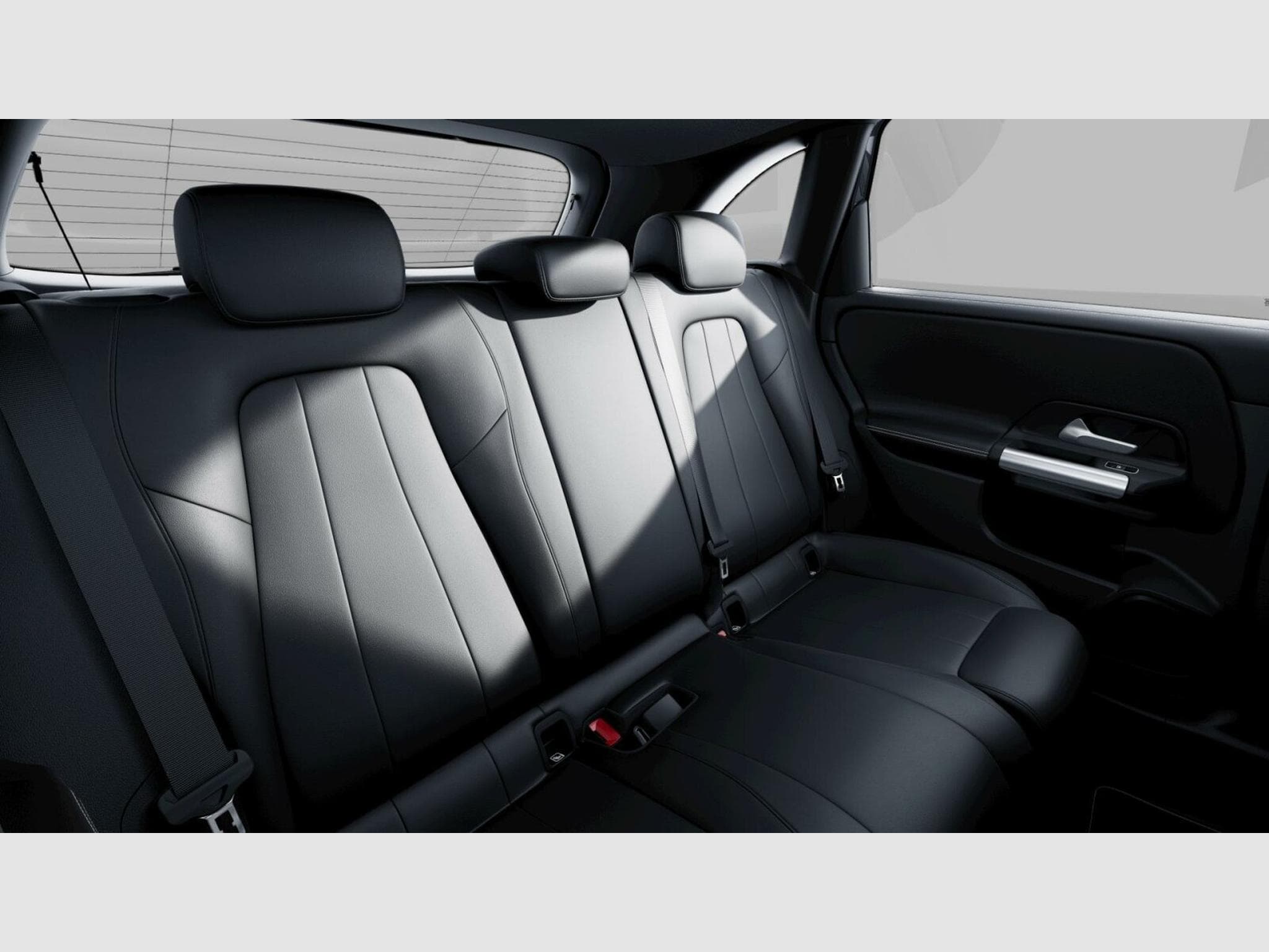 Mercedes B 180 d (2023) - Photo 9