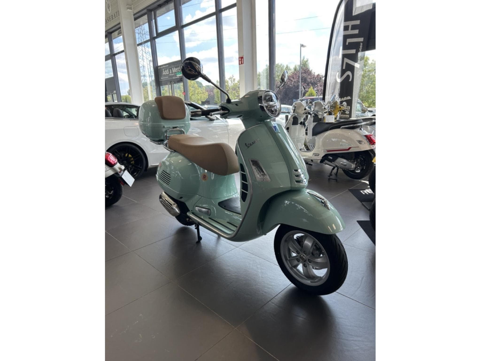 Vespa GTS (2021) - Foto 2