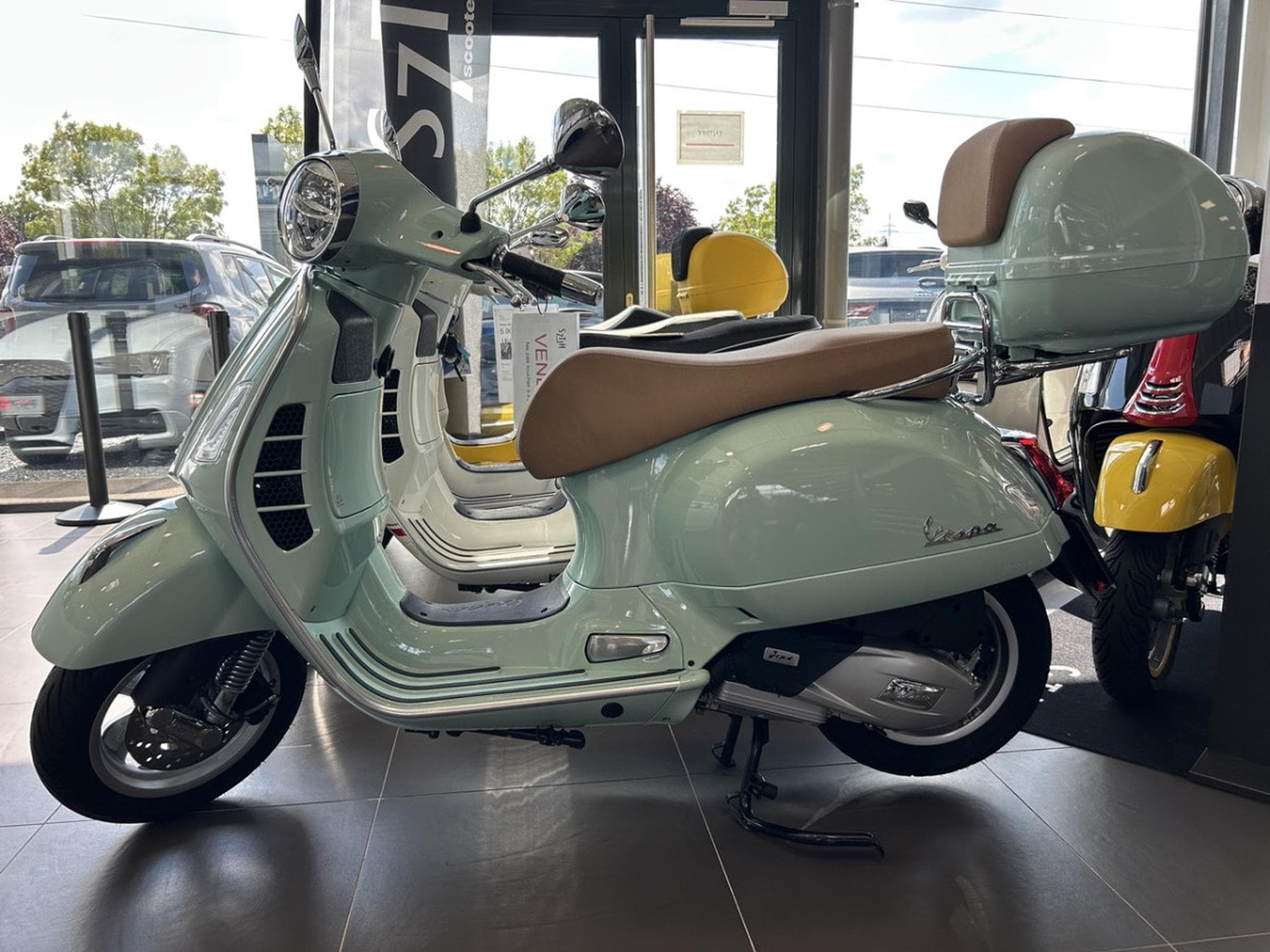 Vespa GTS (2021) - Foto 9