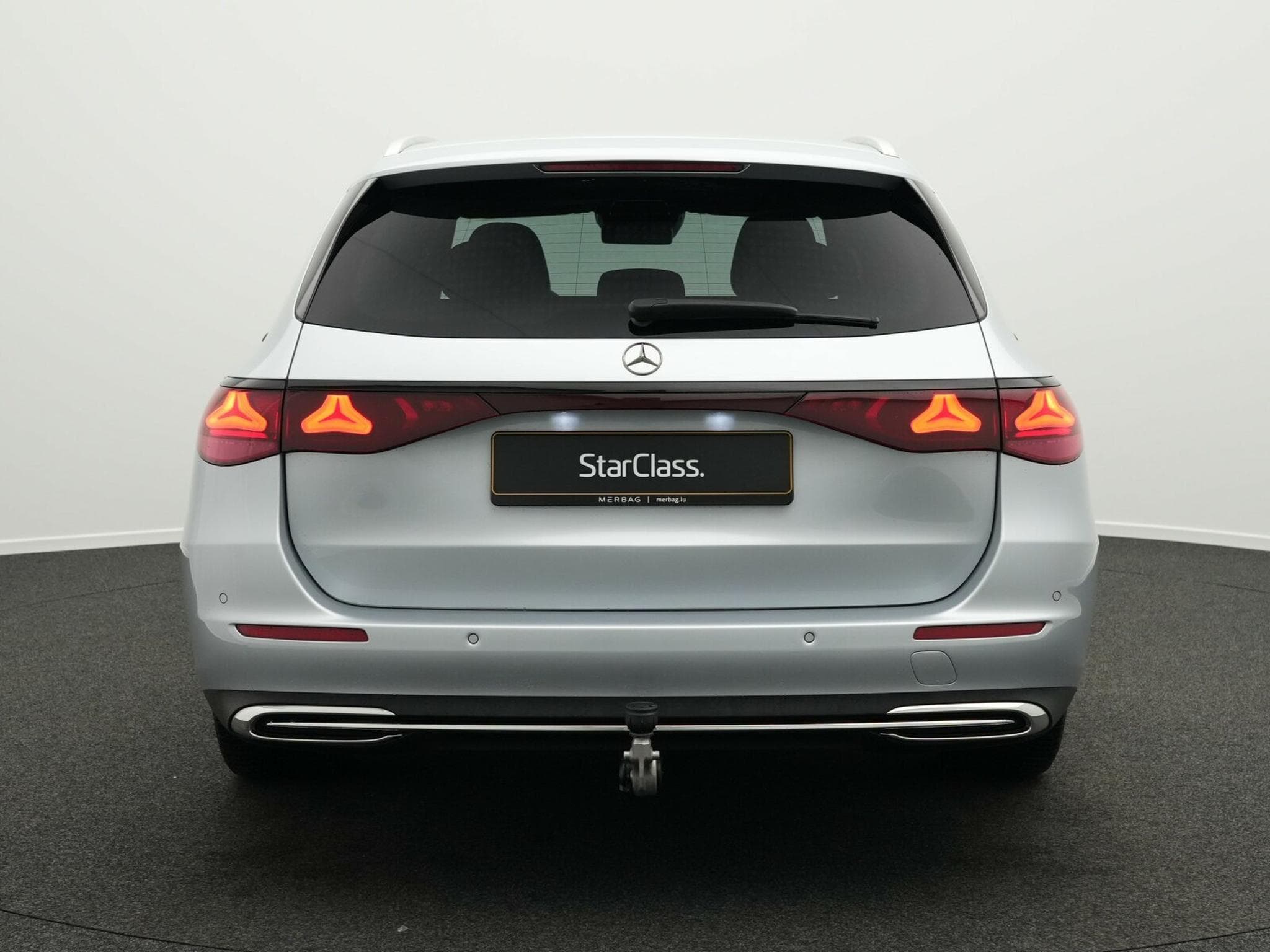 Mercedes E 450 d 4MATIC T-Modell Airmatic+Burmester+Dist. (2024) - Photo 4