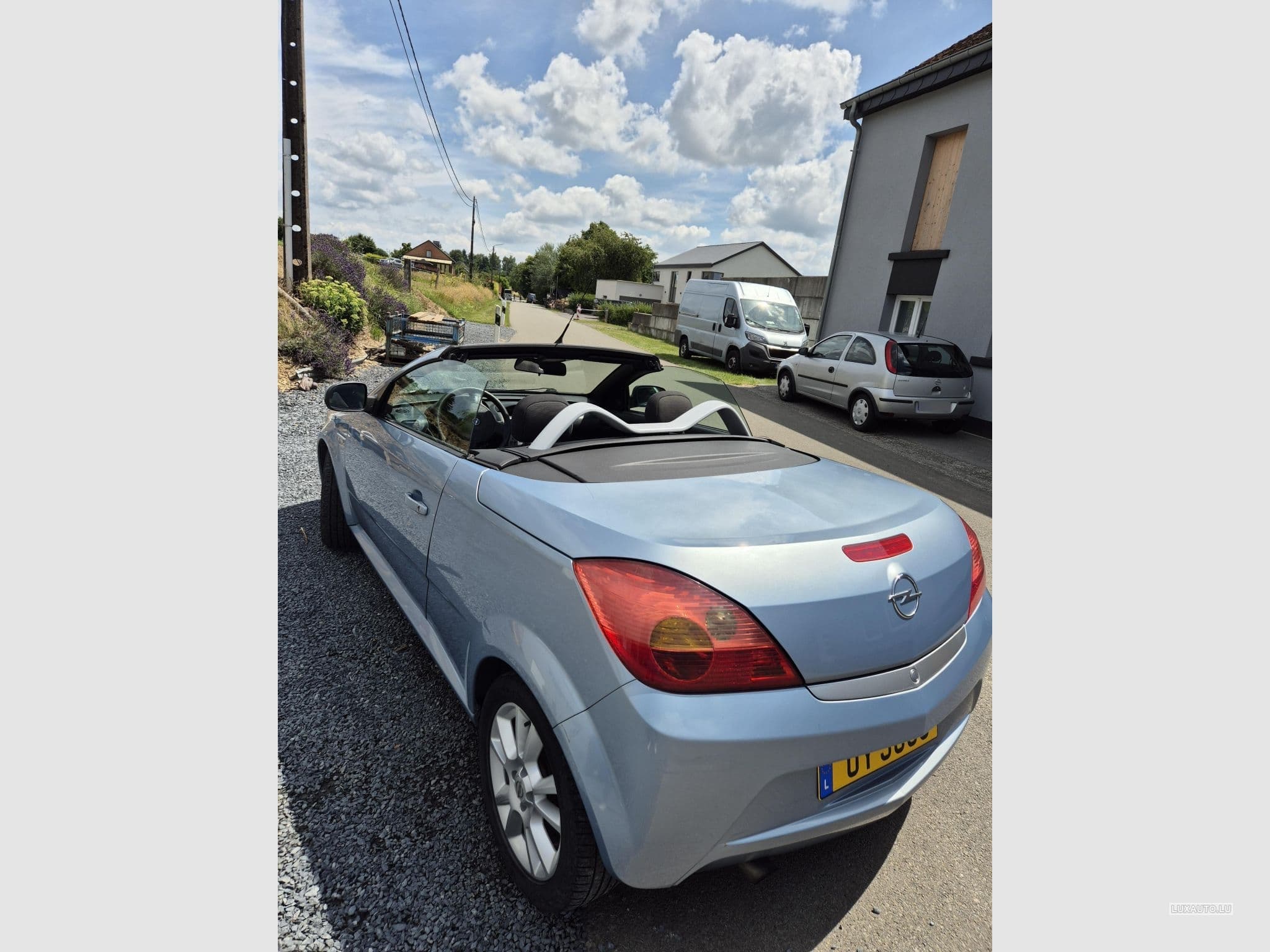 Opel Tigra 1.3 cdti (2006) - Foto 3