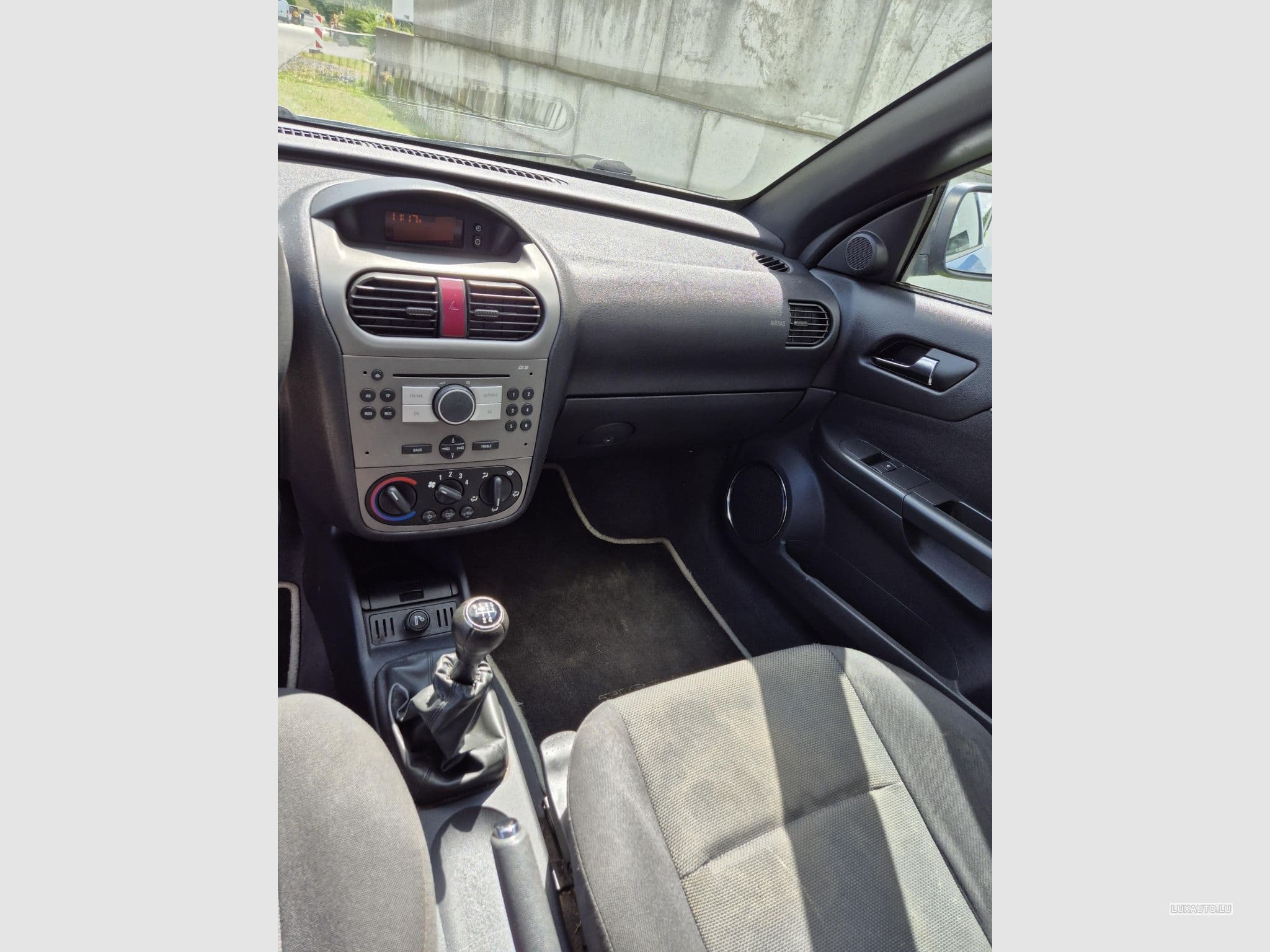 Opel Tigra 1.3 cdti (2006) - Foto 8