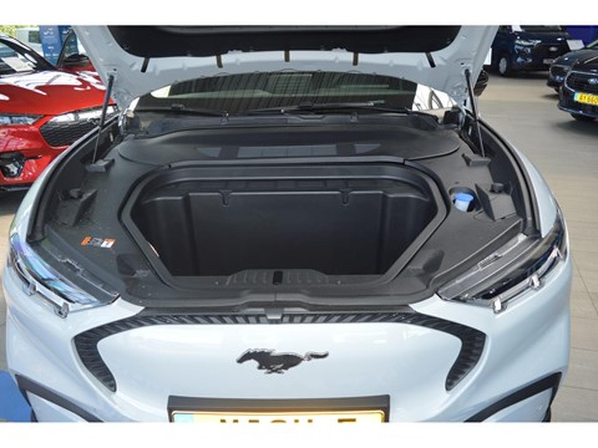 Ford Mustang Mach-E Base 72kWh Standard Range LFP 269ch/198kW - A1 (2025) - Photo 3