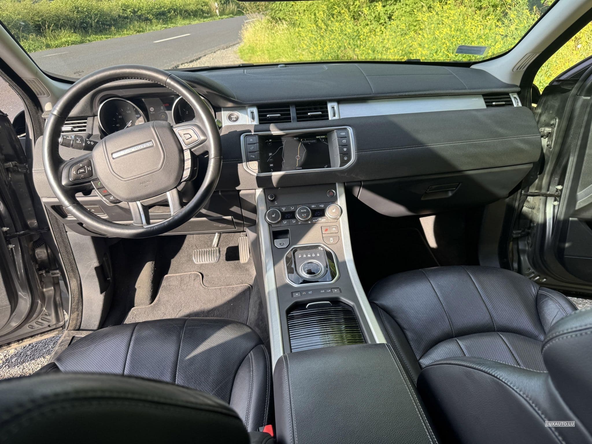 Land-Rover Range Rover Evoque SE Dynamic TD4 180 AWD (2017) - Foto 8