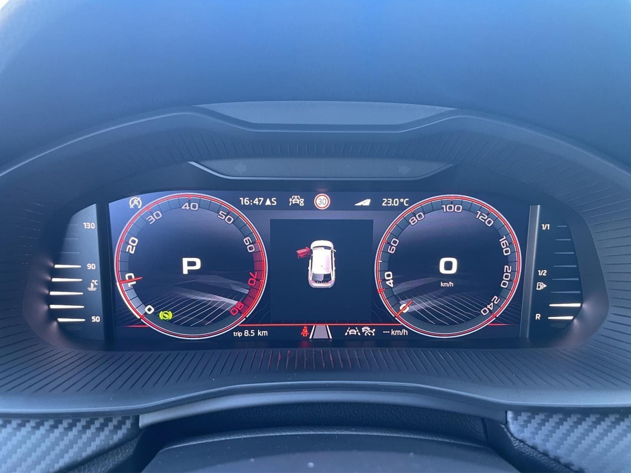 Skoda Scala Monte Carlo (2025) - Foto 11