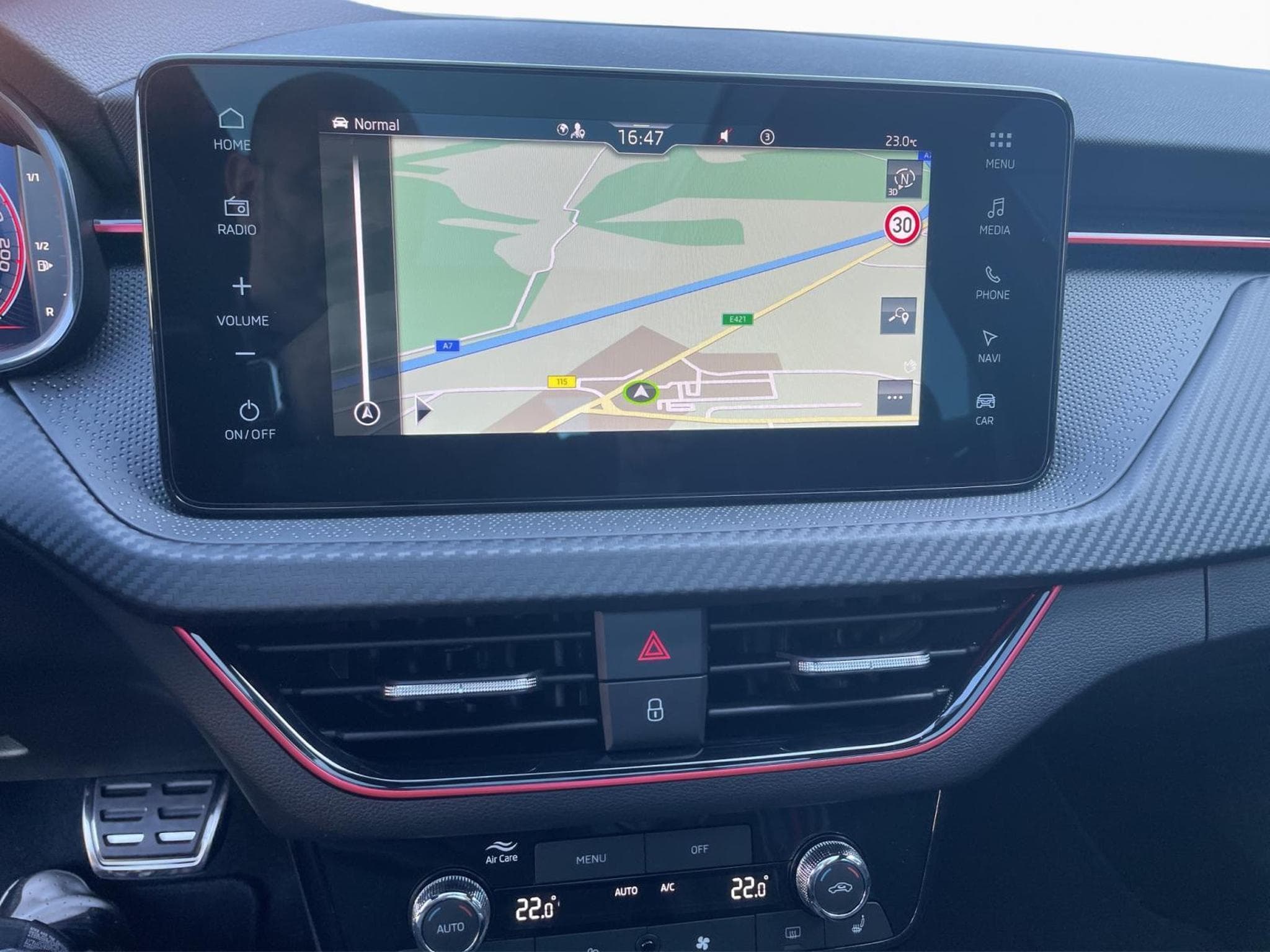 Skoda Scala Monte Carlo (2025) - Foto 13