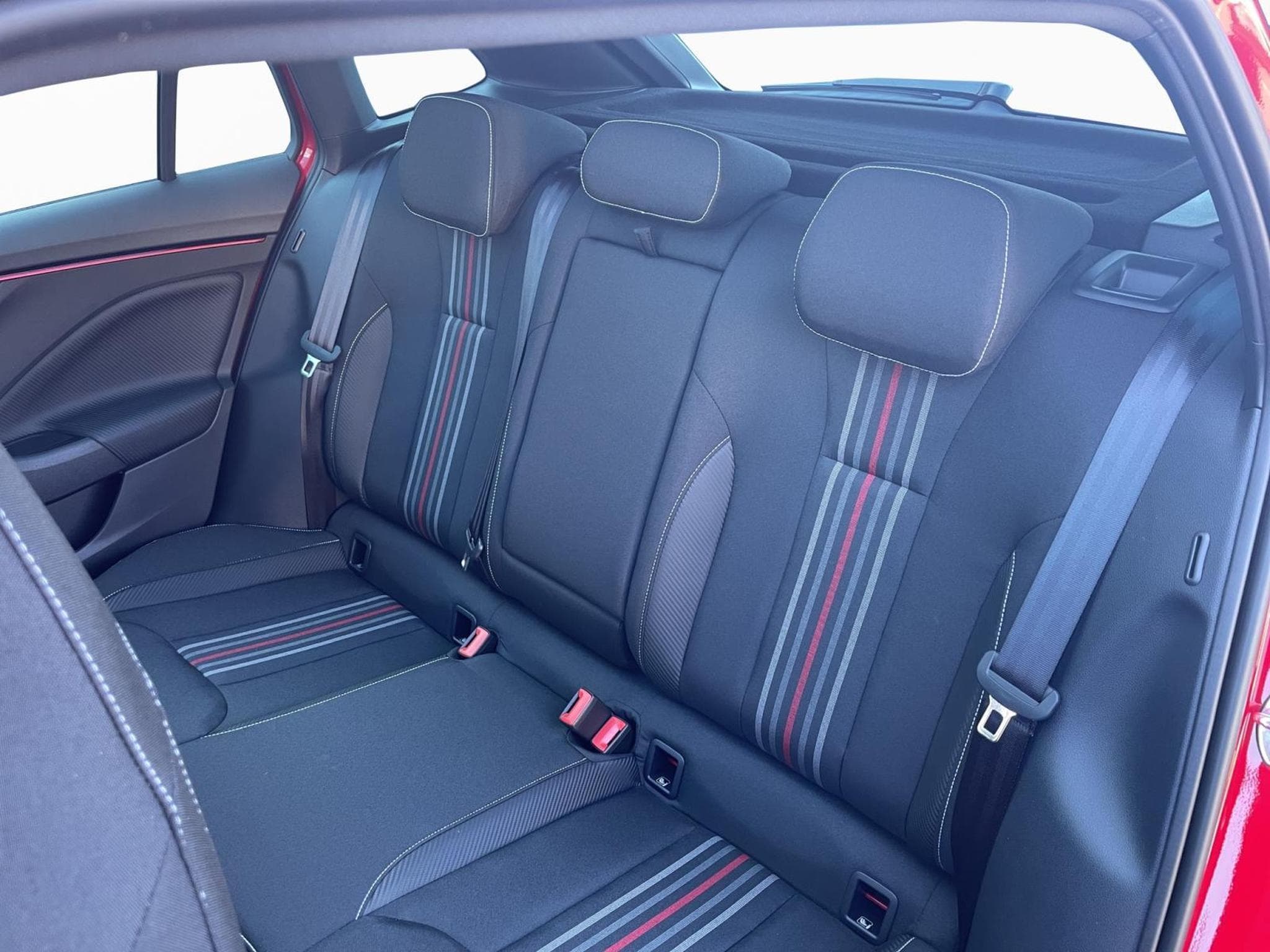 Skoda Scala Monte Carlo (2025) - Foto 16