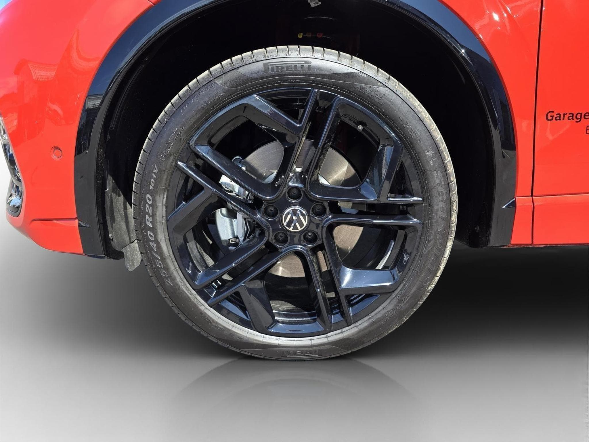 VW Tiguan R-Line (2025) - Foto 3