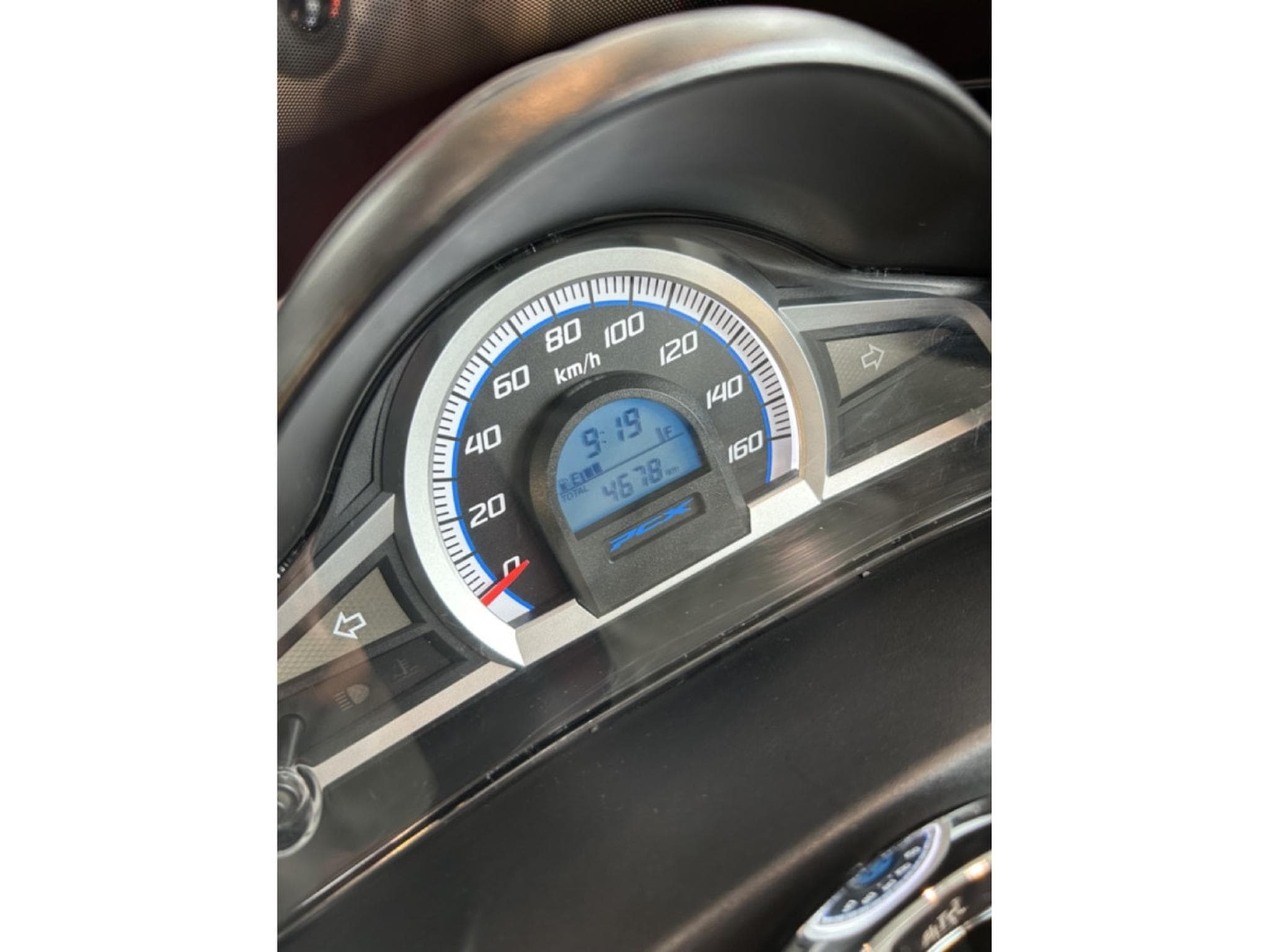 Honda PCX 125 (2018) - Photo 9