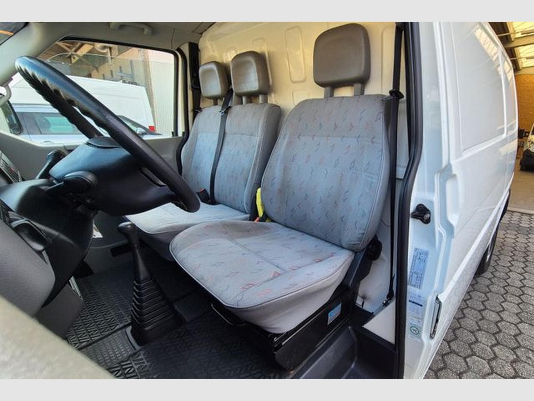 VW T4 VW T4 2.5 TDI, 1.Hand, orig 46 tkm, Kühler. (2002) - Foto 13