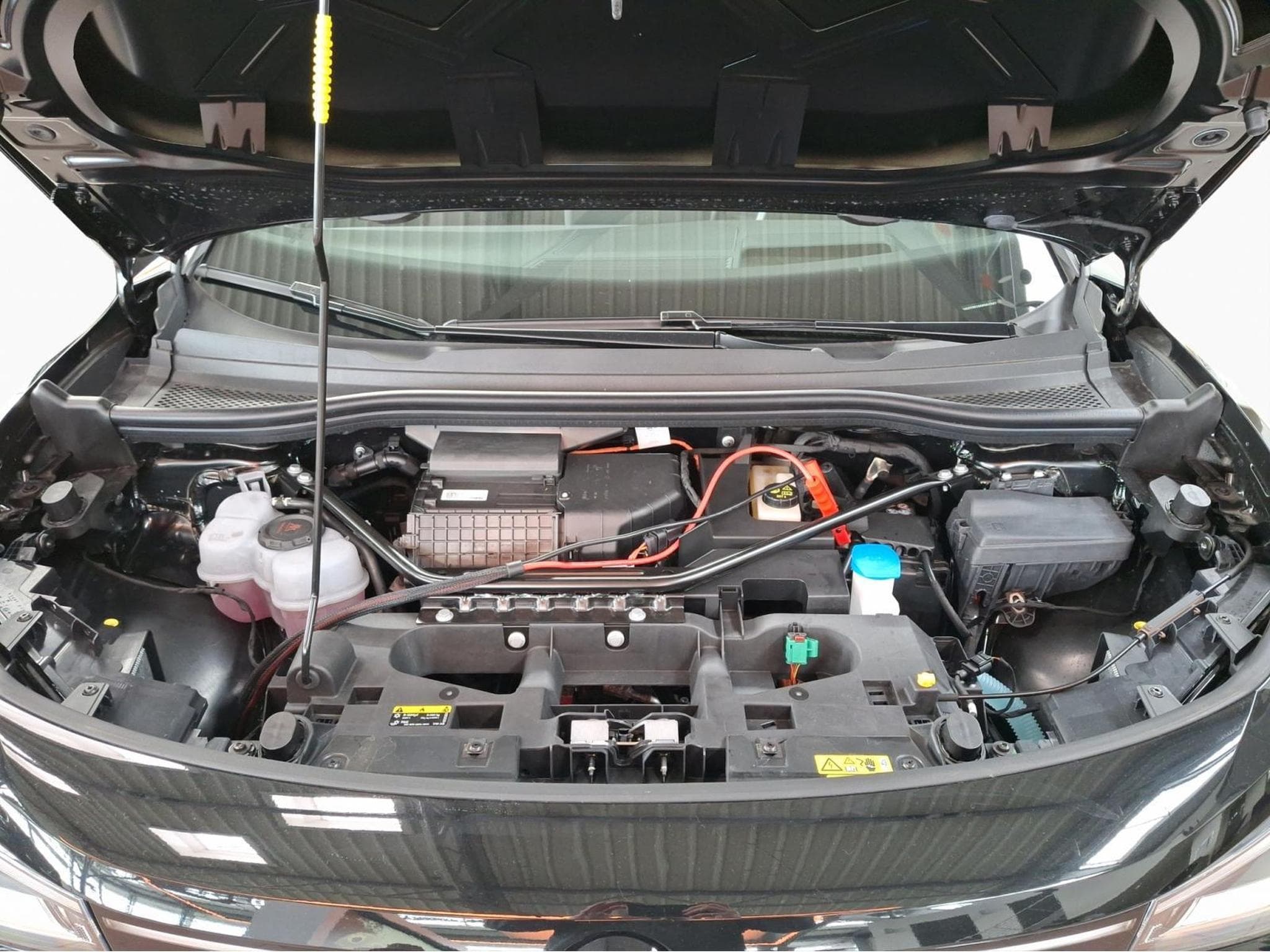 VW ID.5 Pro (2025) - Photo 20