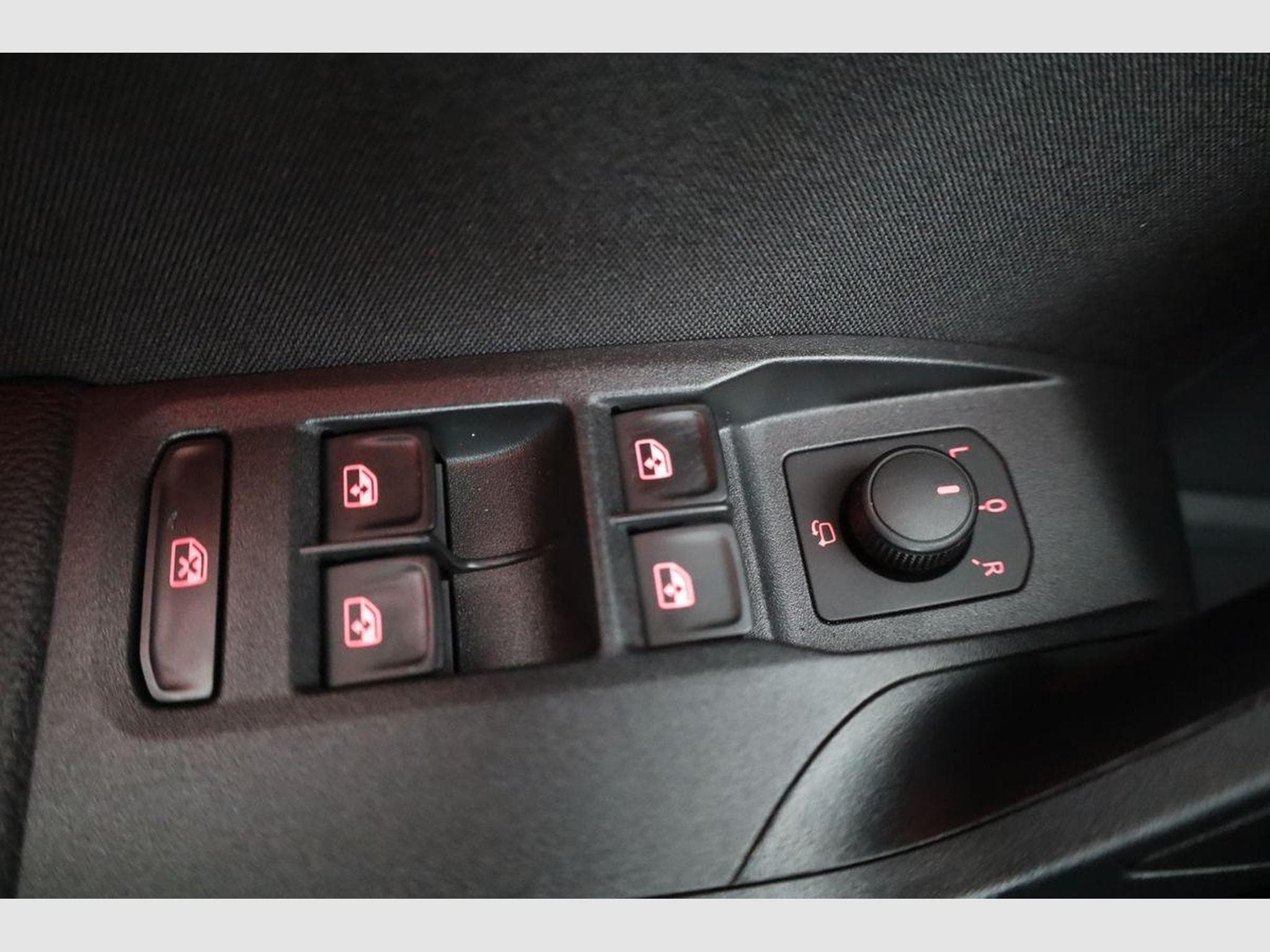 Seat Arona FR (2025) - Photo 7