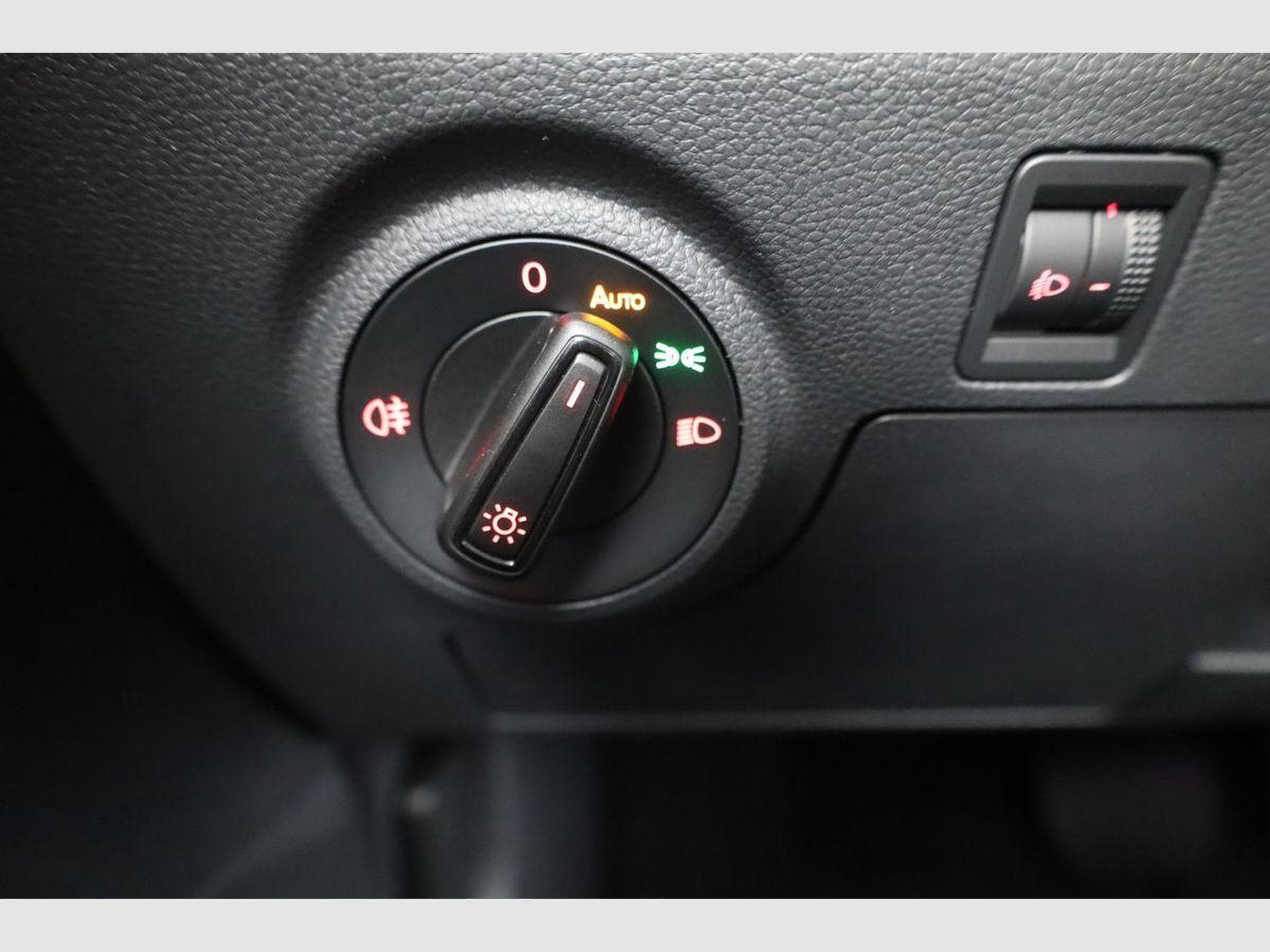 Seat Arona FR (2025) - Photo 8