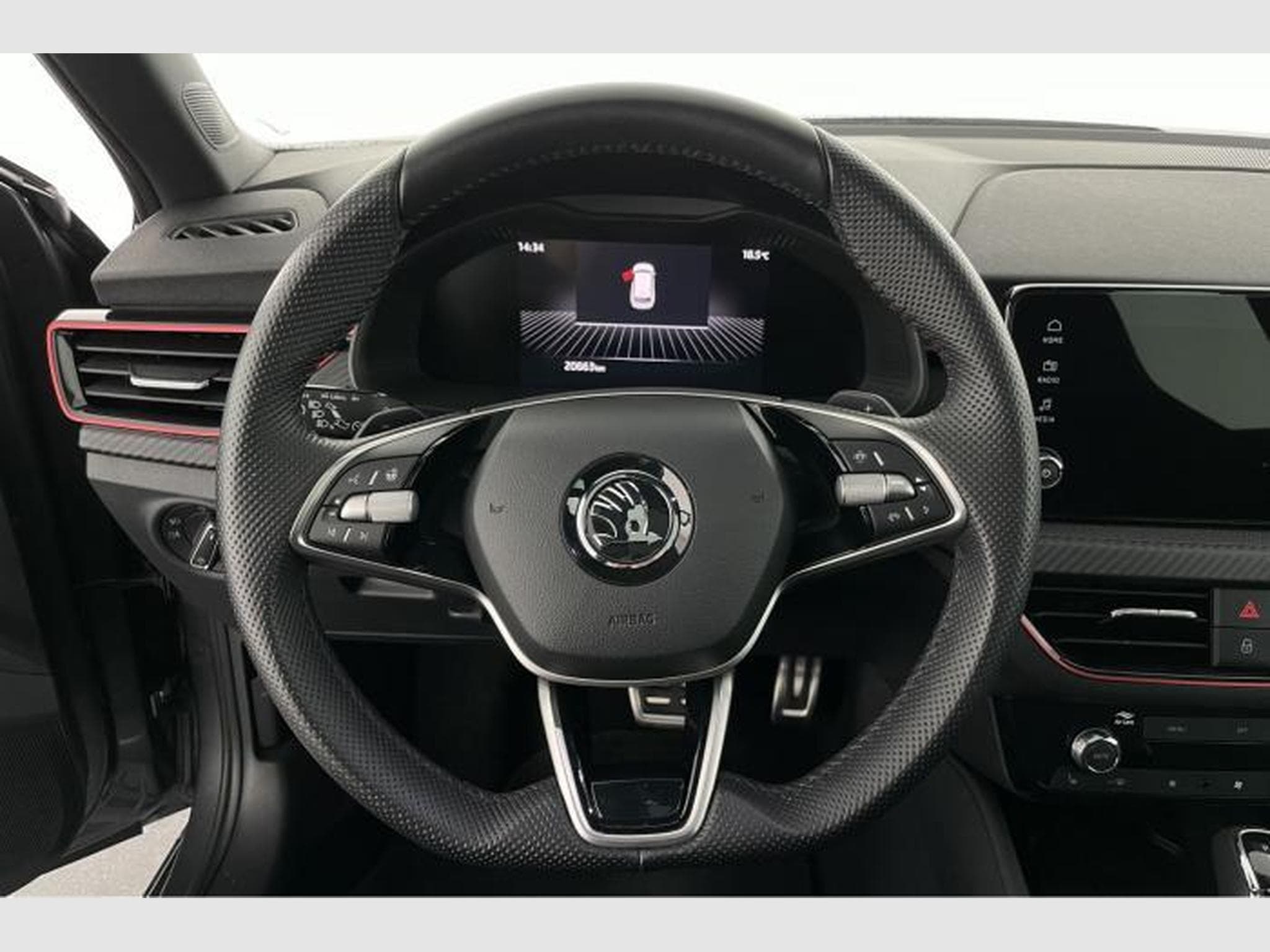 Skoda Kamiq 1.0 TSI Monte (2024) - Photo 16