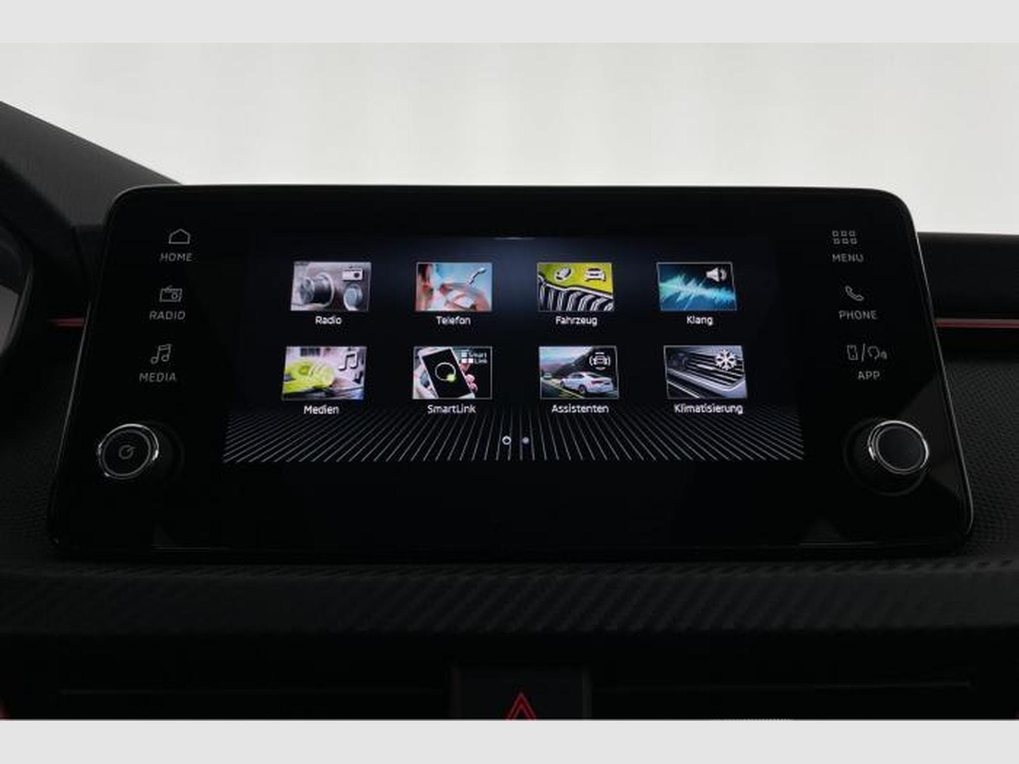 Skoda Kamiq 1.0 TSI Monte (2024) - Photo 18