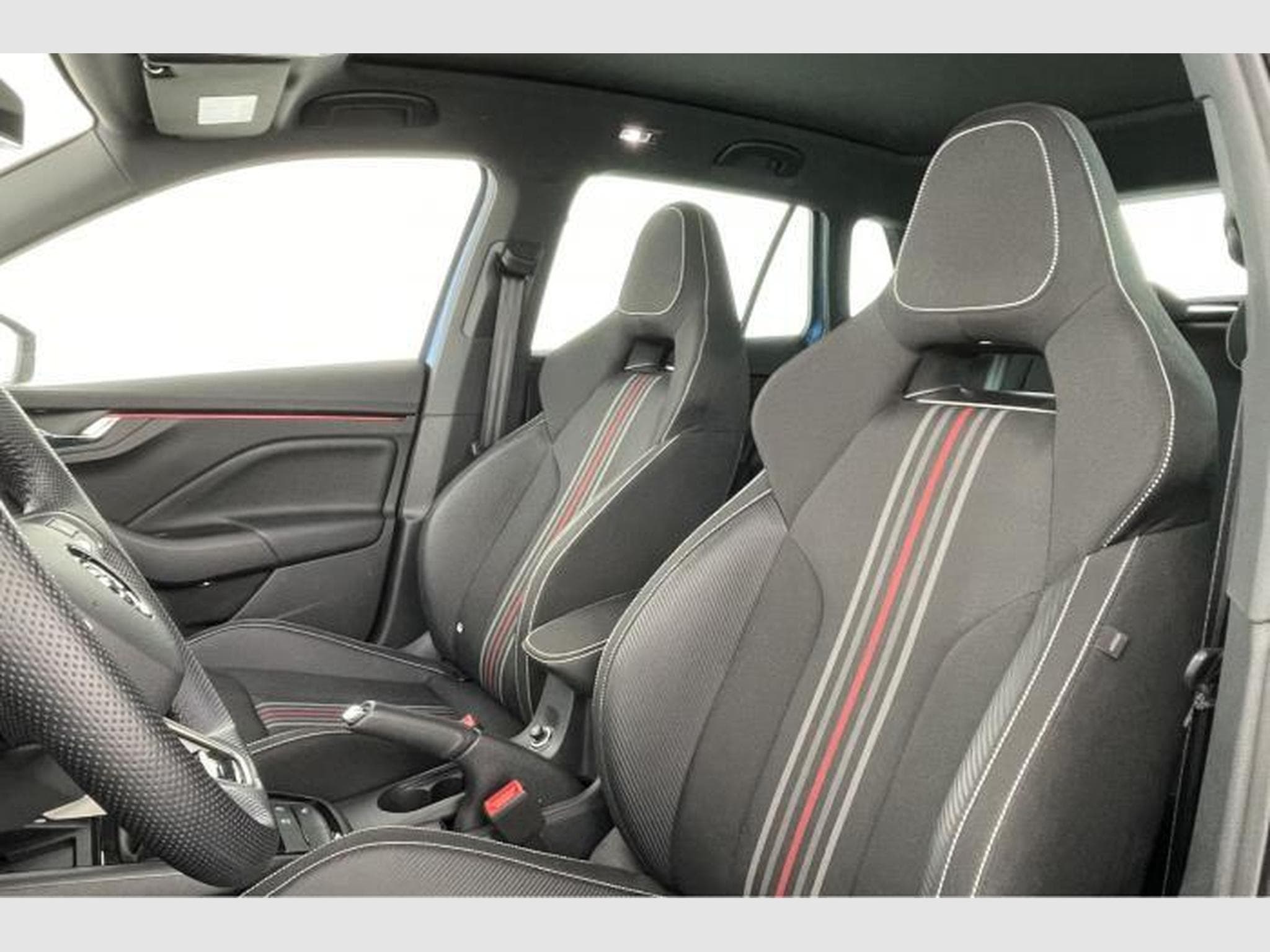 Skoda Kamiq 1.0 TSI Monte (2024) - Photo 12